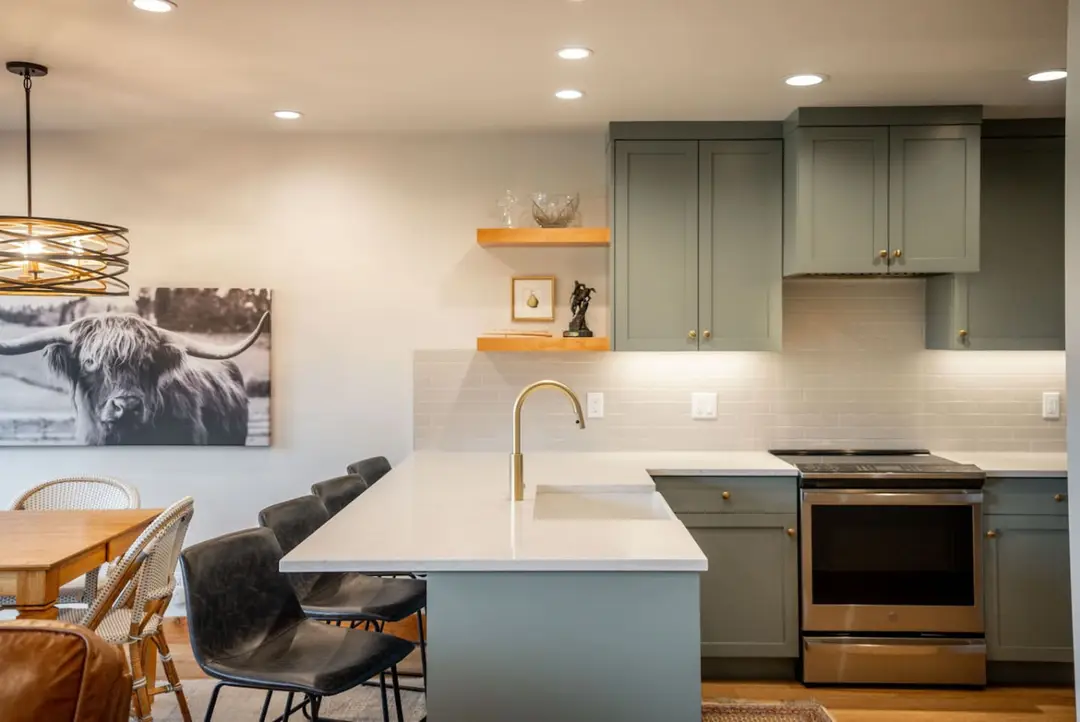 Golf Condo 1BR • Modern & Cozy • Big Views