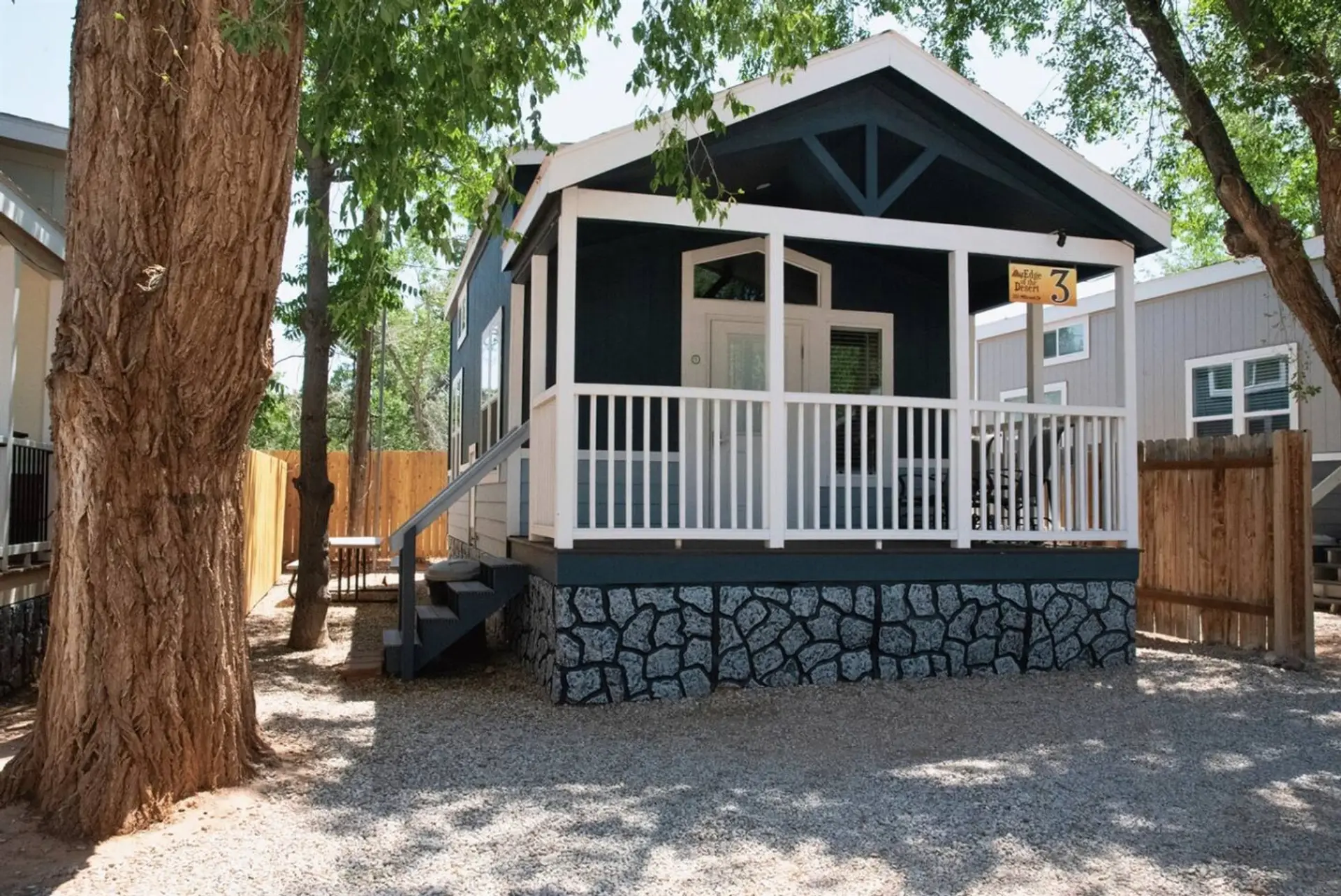 Exterior of Delicate Arch Cabin at Edge of the Desert in Moab