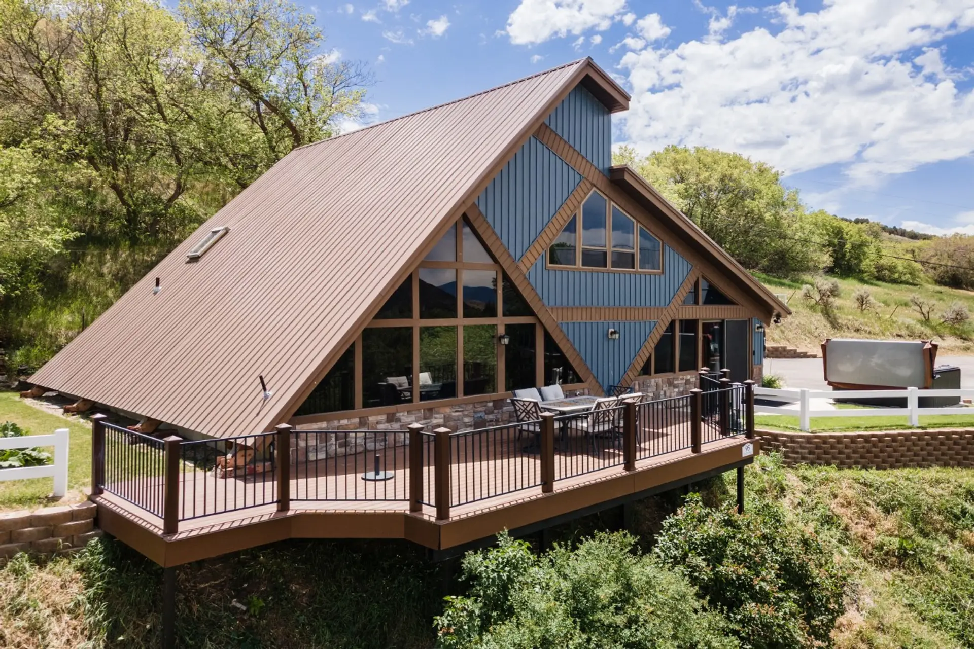 Michelle Baker  55 and 95 E Fife  Exteriors  Lava Hot Springs Idaho  -112