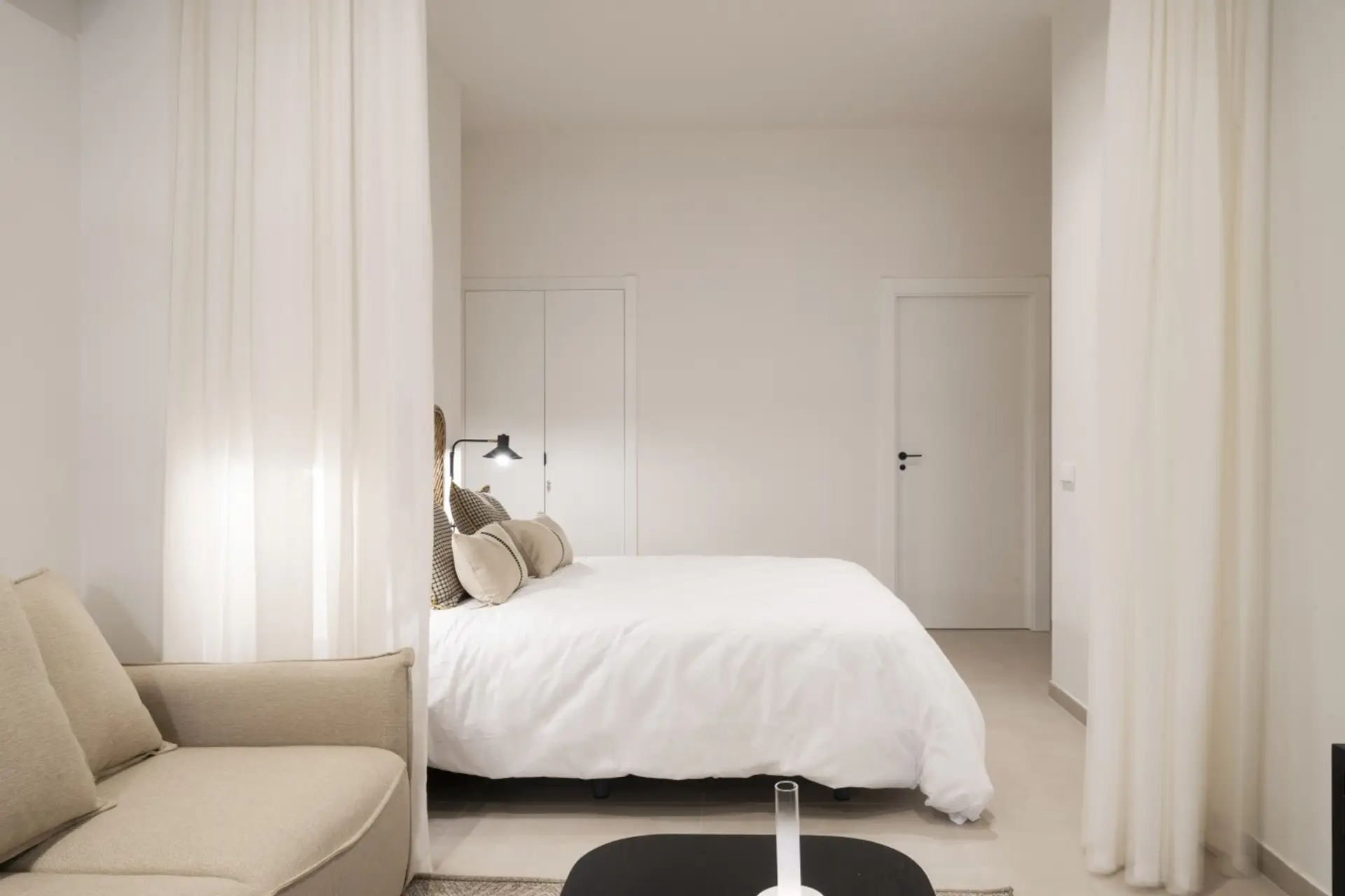 Cama doble matrimonial