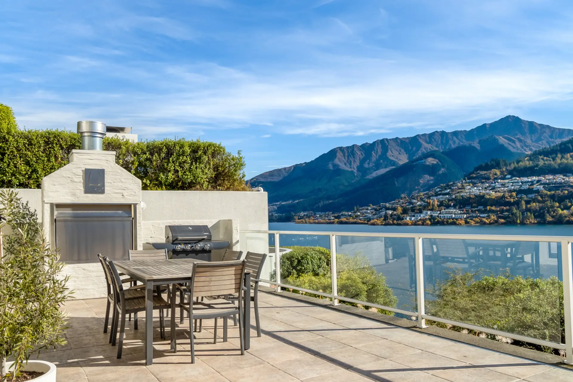 The terrace - outdoor dining, gas BBQ, and Lake Wakatipu straight ahead