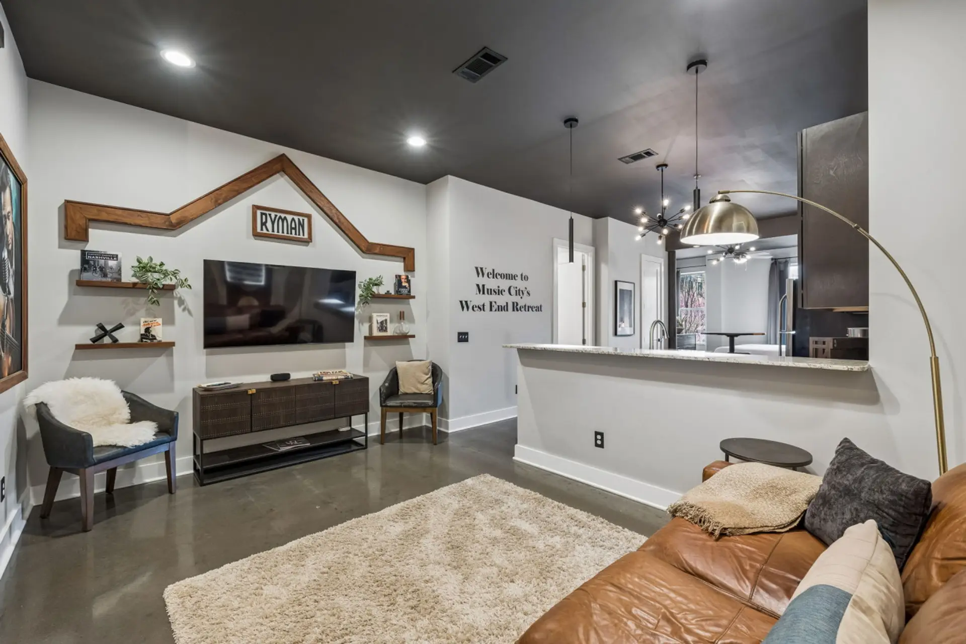 Spacious Living Area with Flat Screen TV, add full sized cot for extra sleeping space