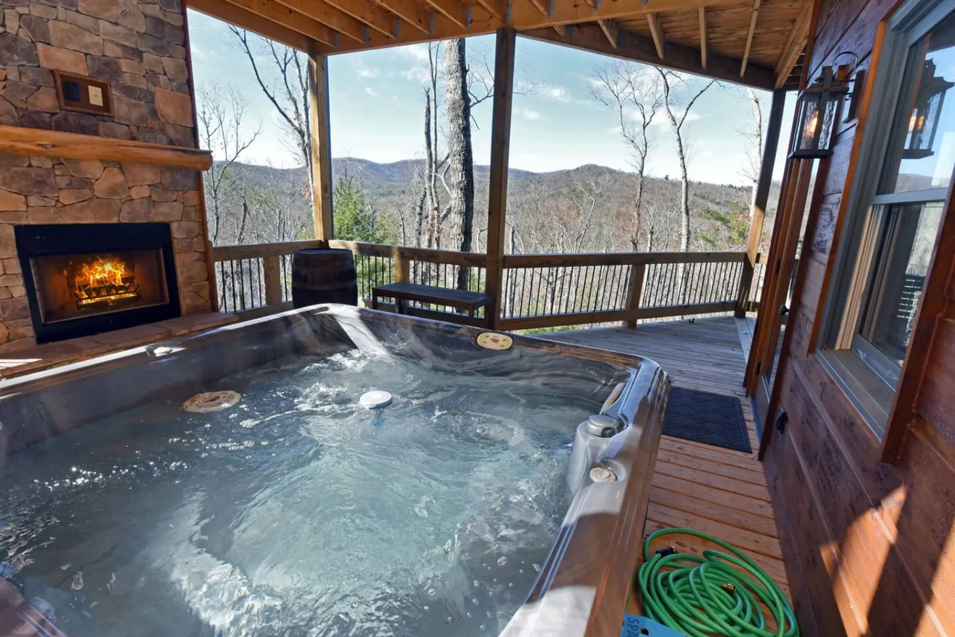 Blue Ridge Luxury Mountain View Cabin Rental