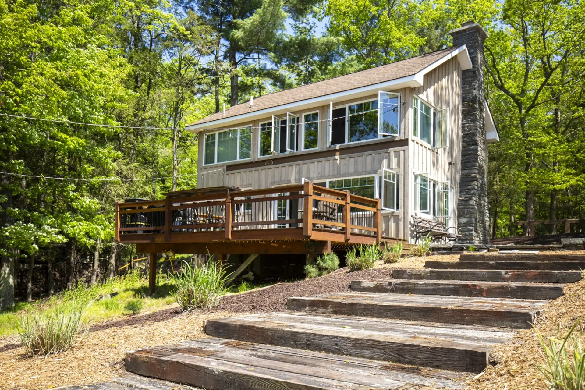 Lake View Cabin