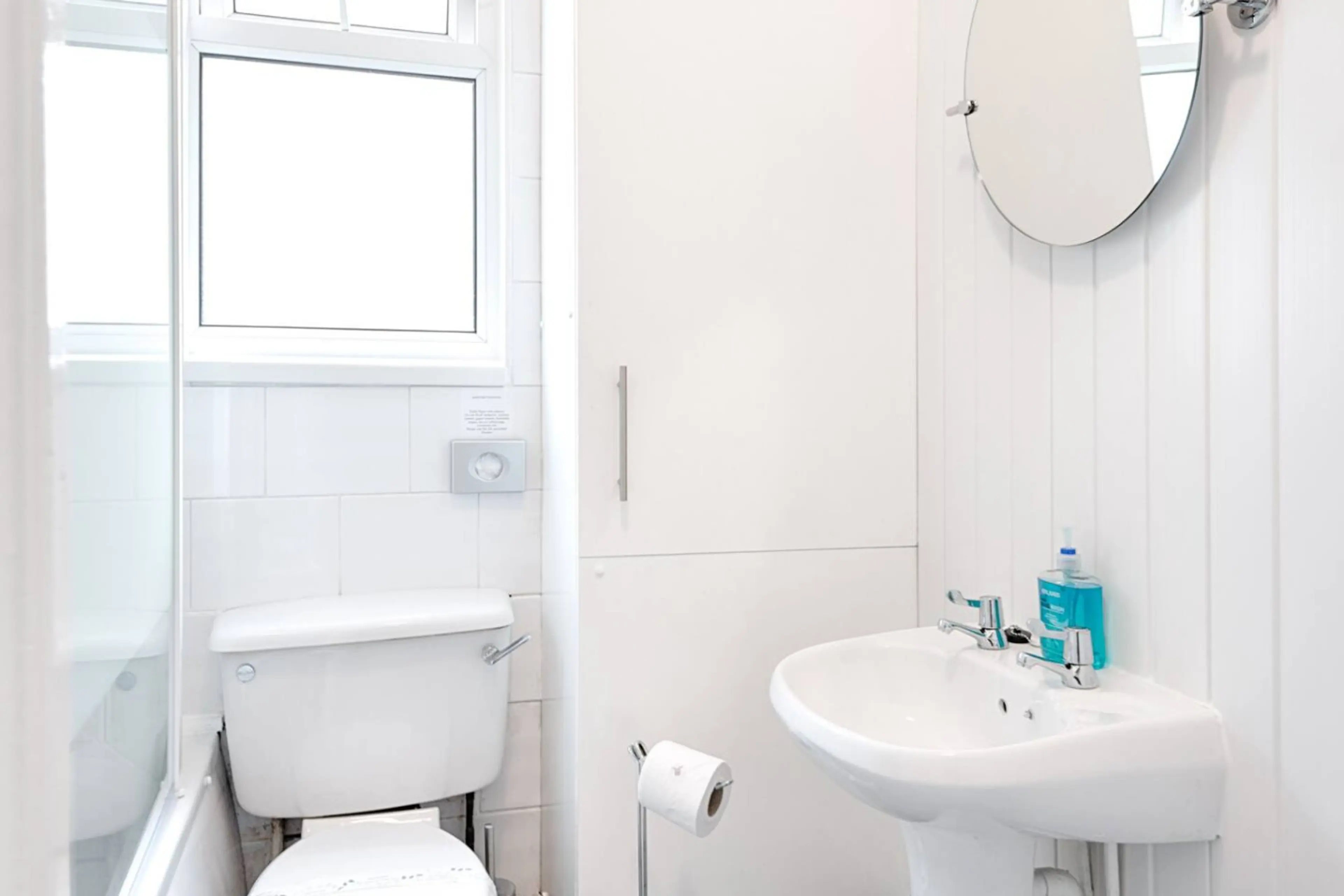 1203A Neath Road - Image 18