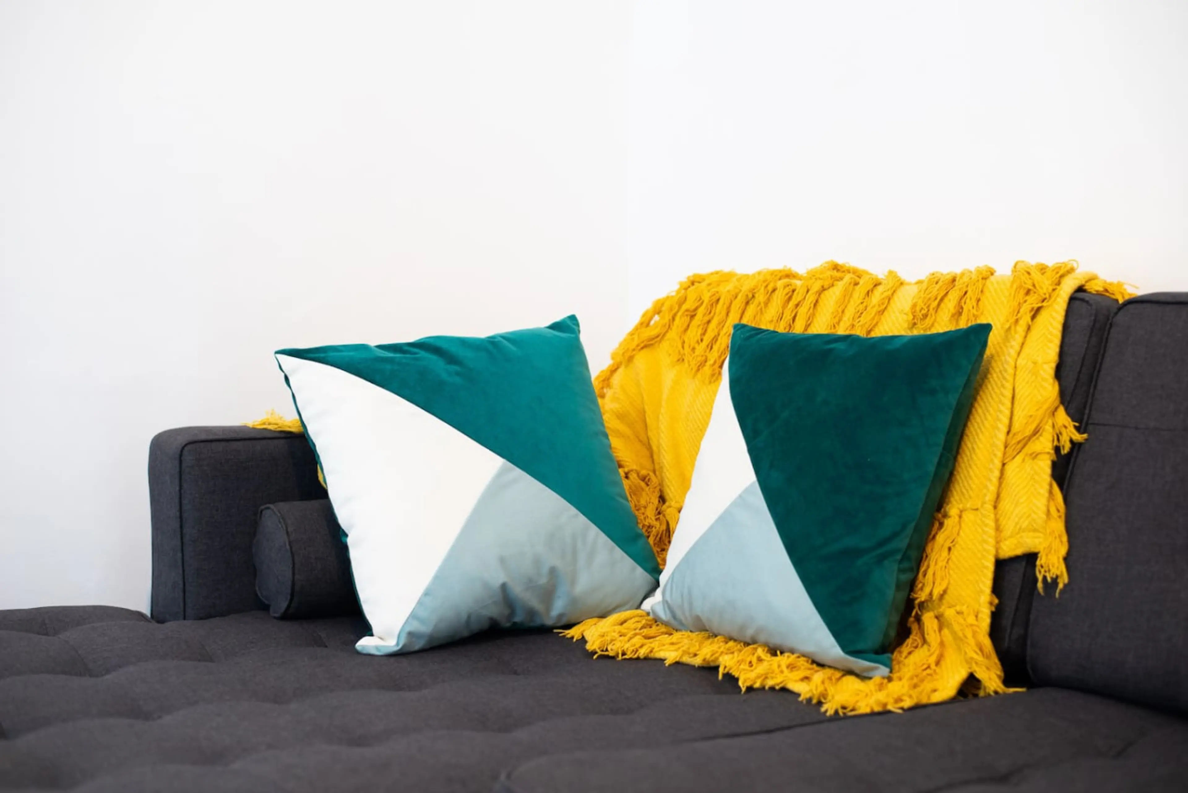 1203A Neath Road - Image 5