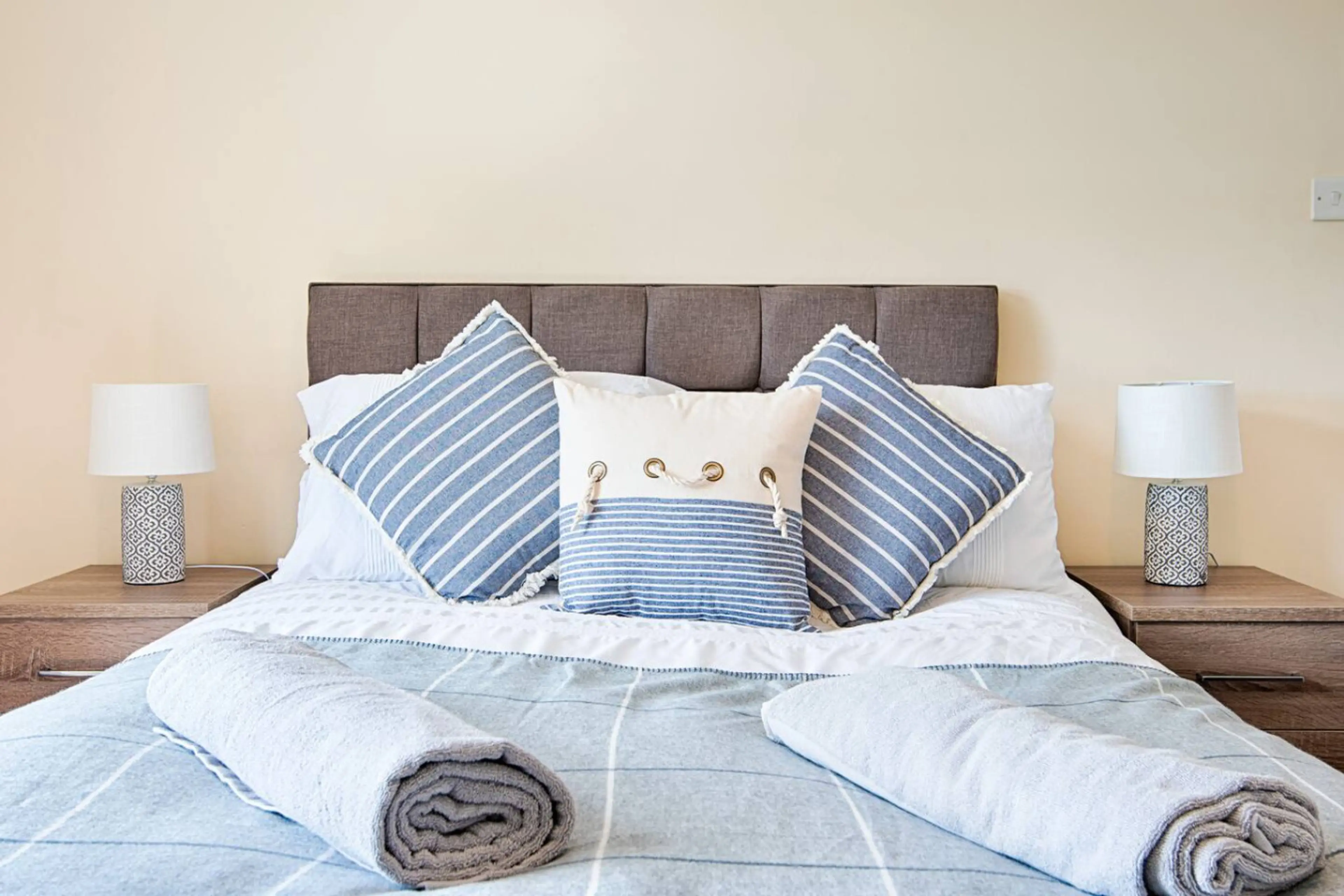 1013 Carmarthen Road - Image 9