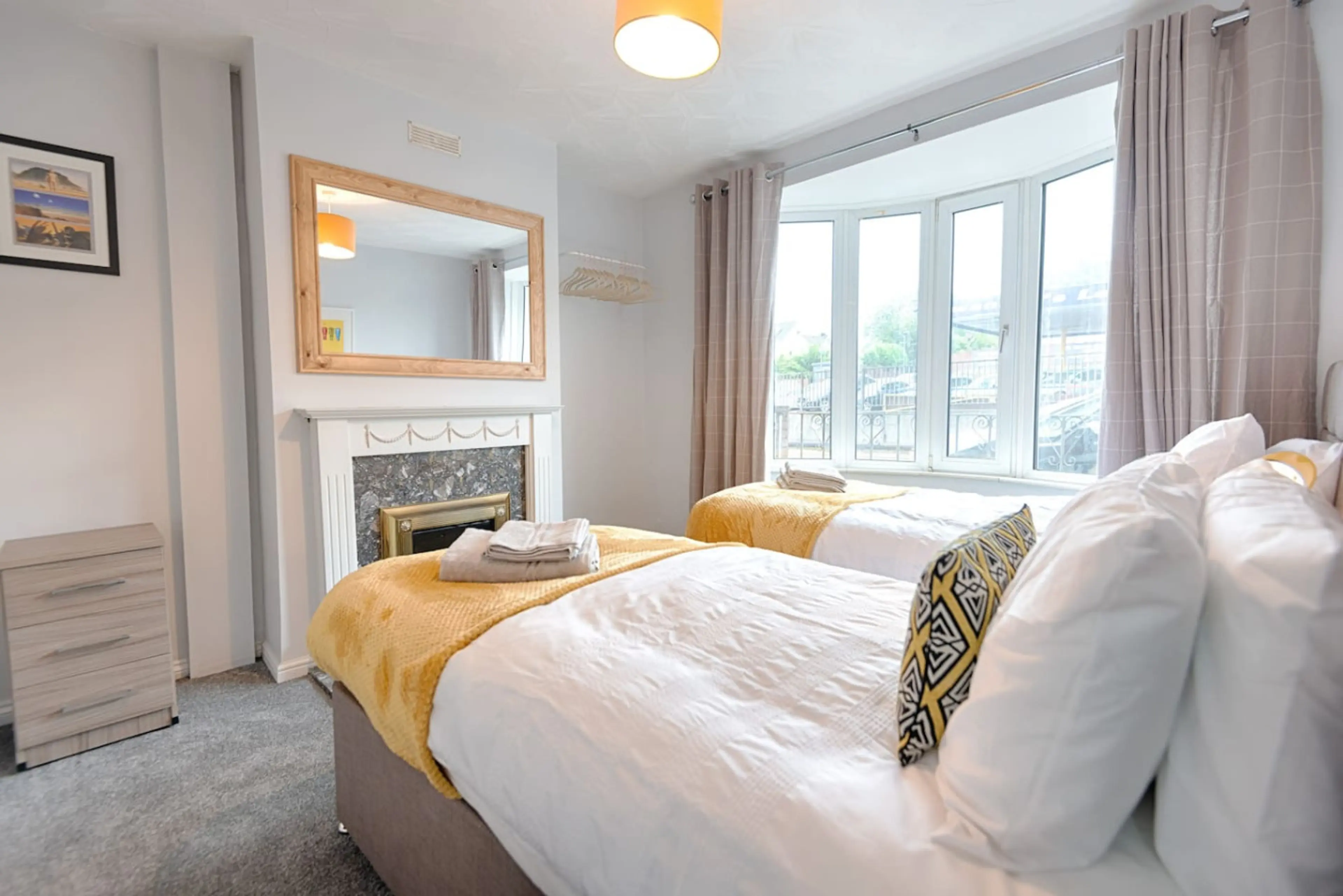 1011 Carmarthen Road - Image 3