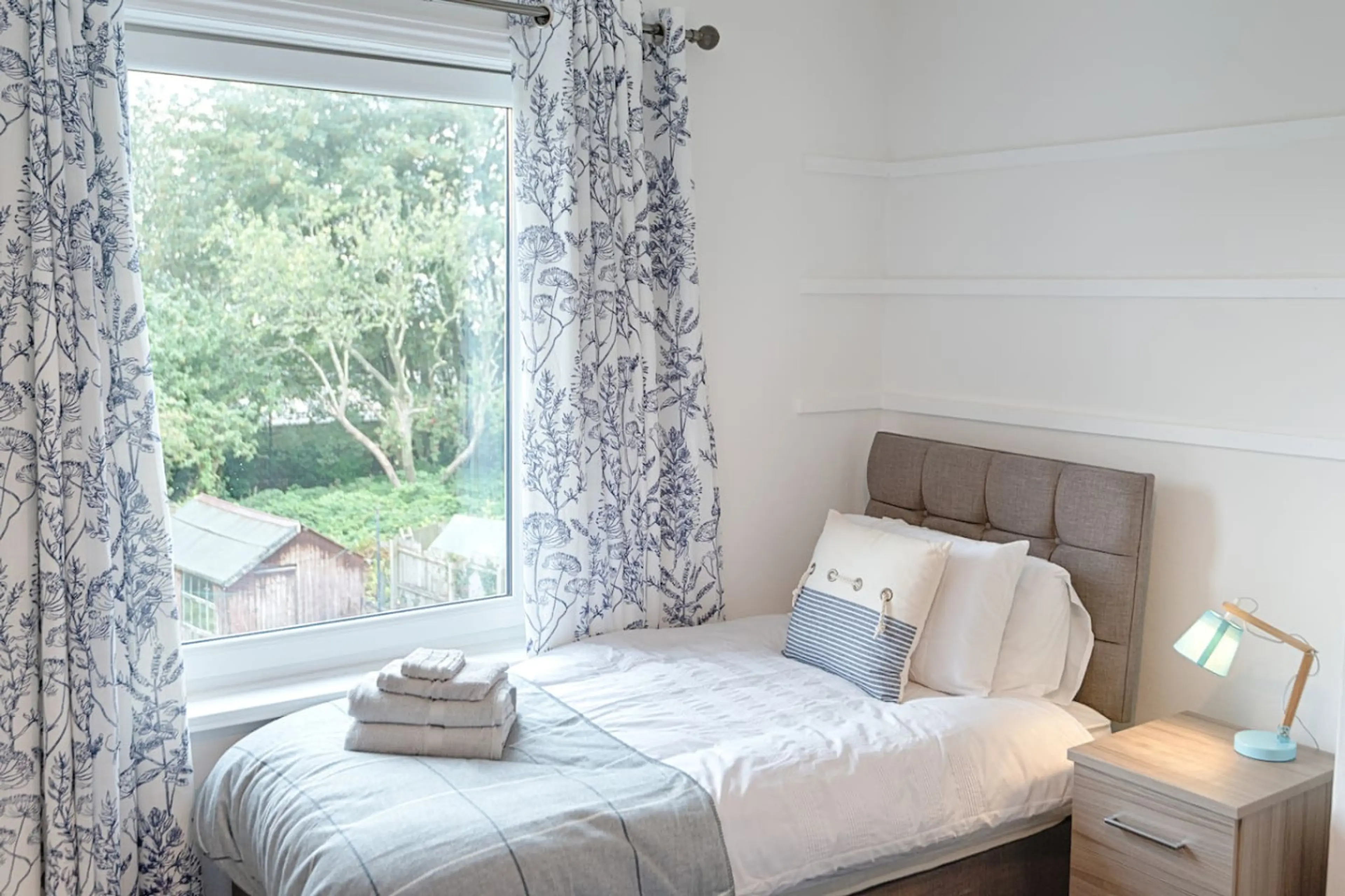 1011 Carmarthen Road - Image 9