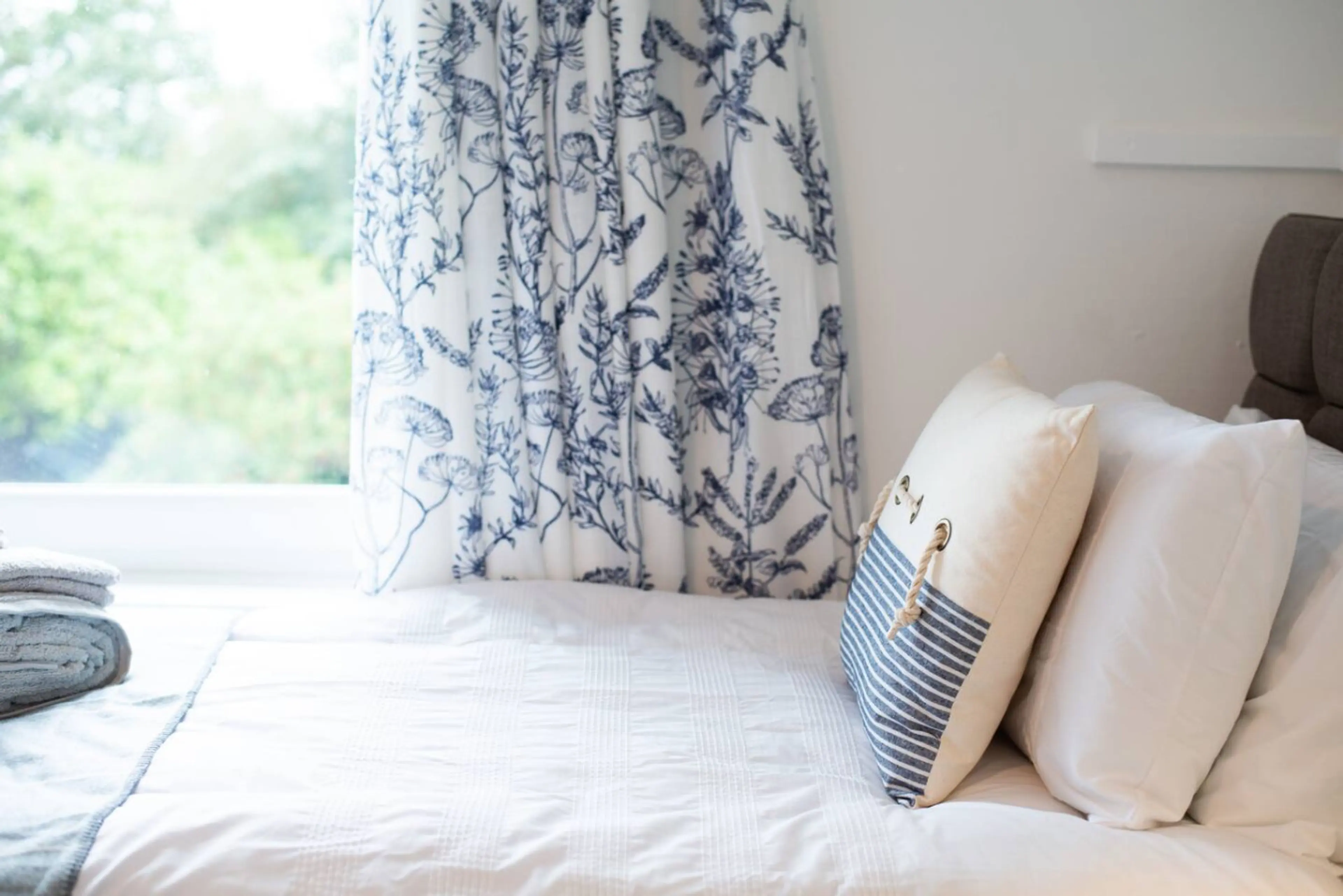 1011 Carmarthen Road - Image 18