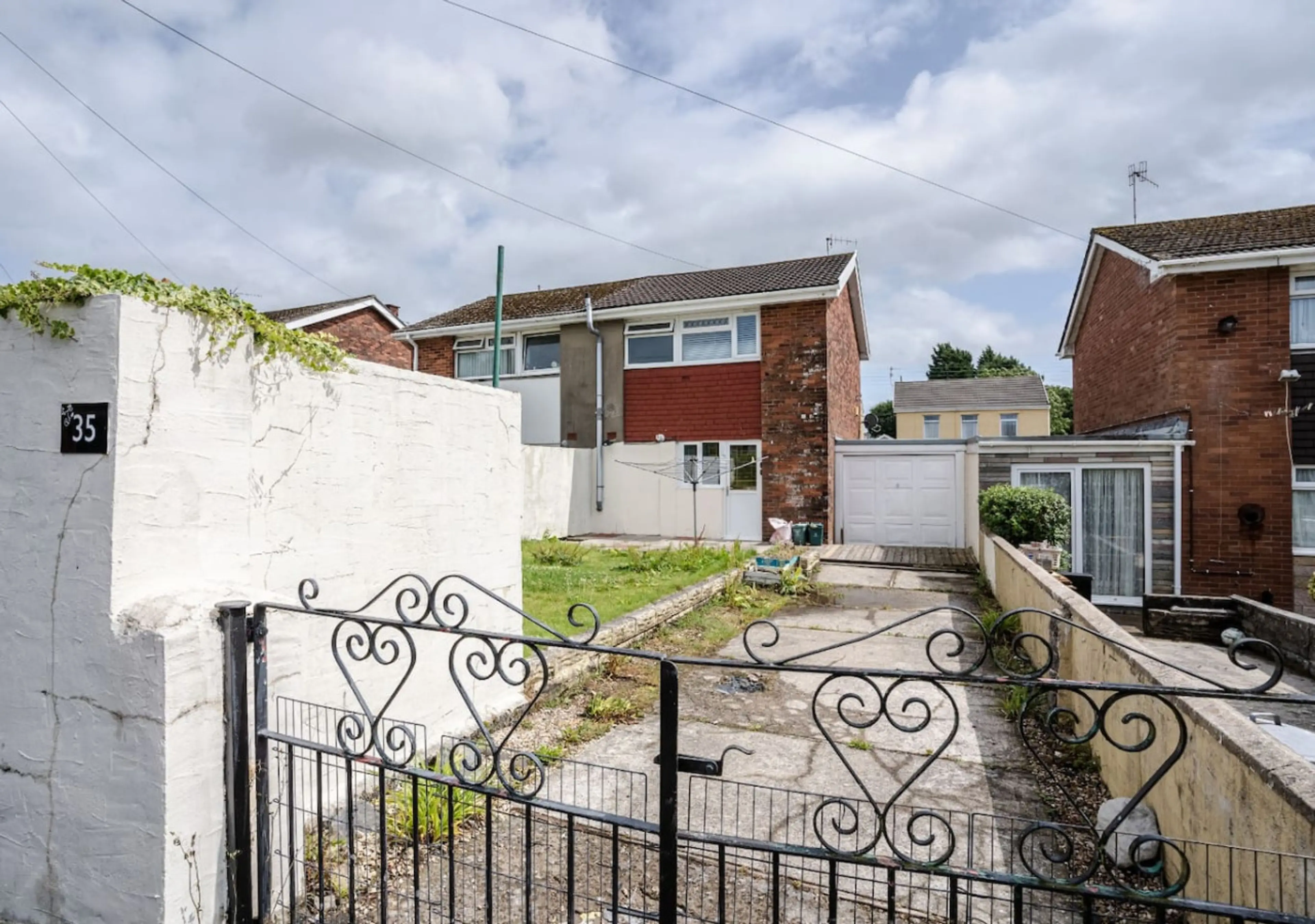 35 Heol Y Twyn - Image 18