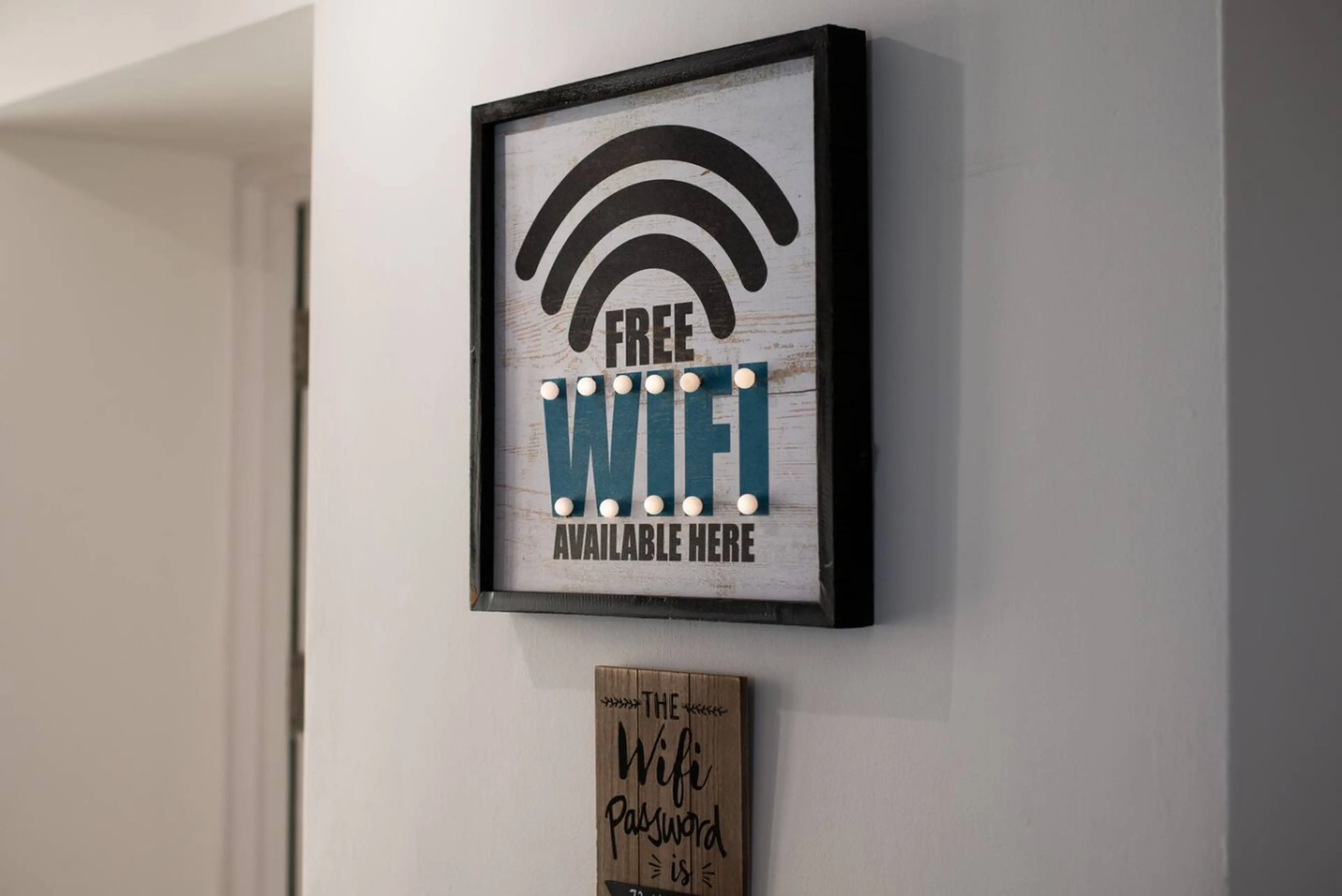 72A Ysgol Street - Image 10