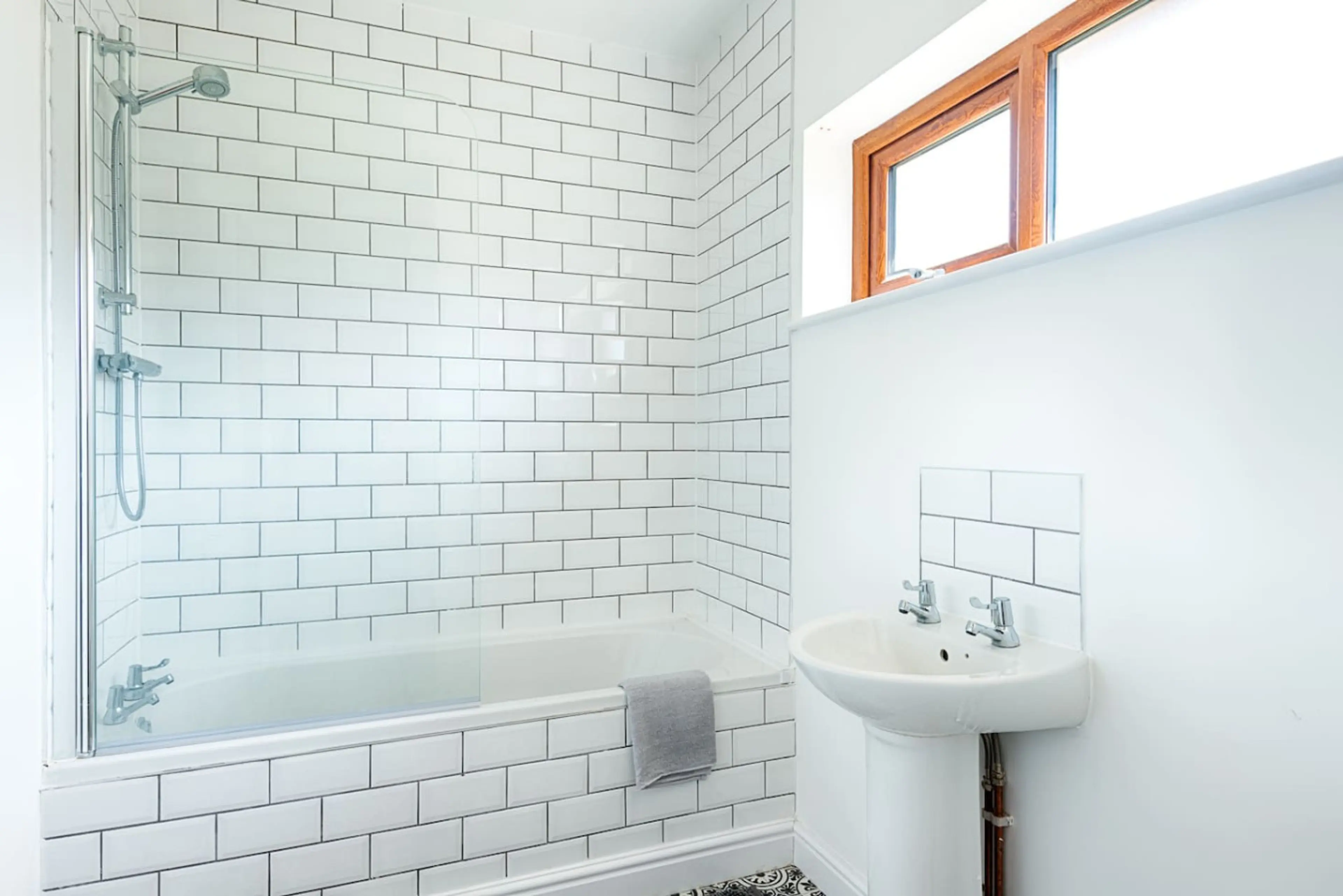 72A Ysgol Street - Image 7