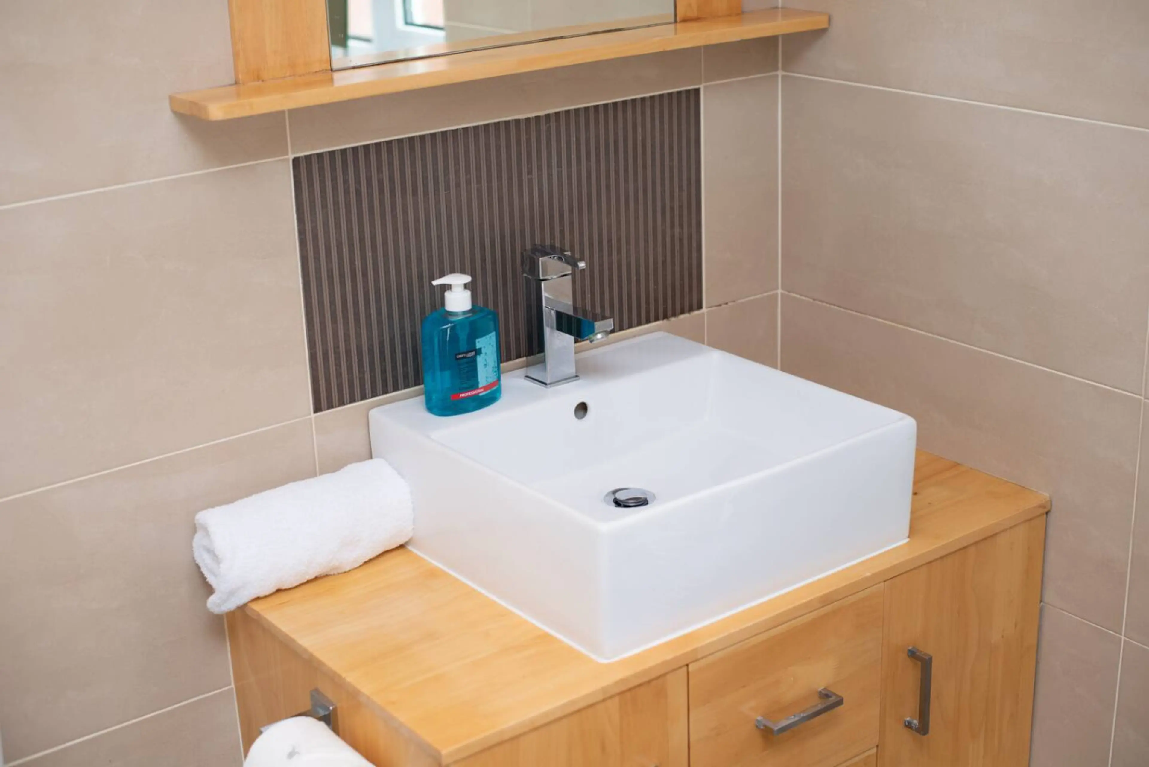 51 Pleasant Street - Image 27