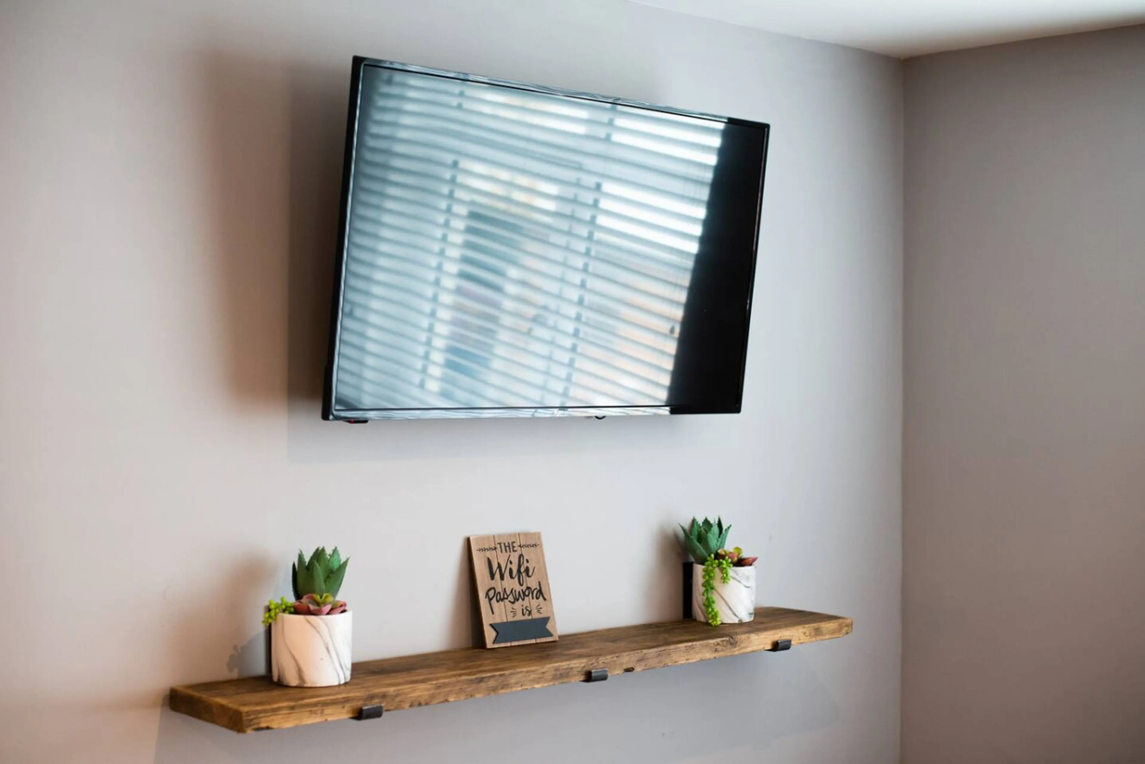 Murray Street Flat 1 - Image 28