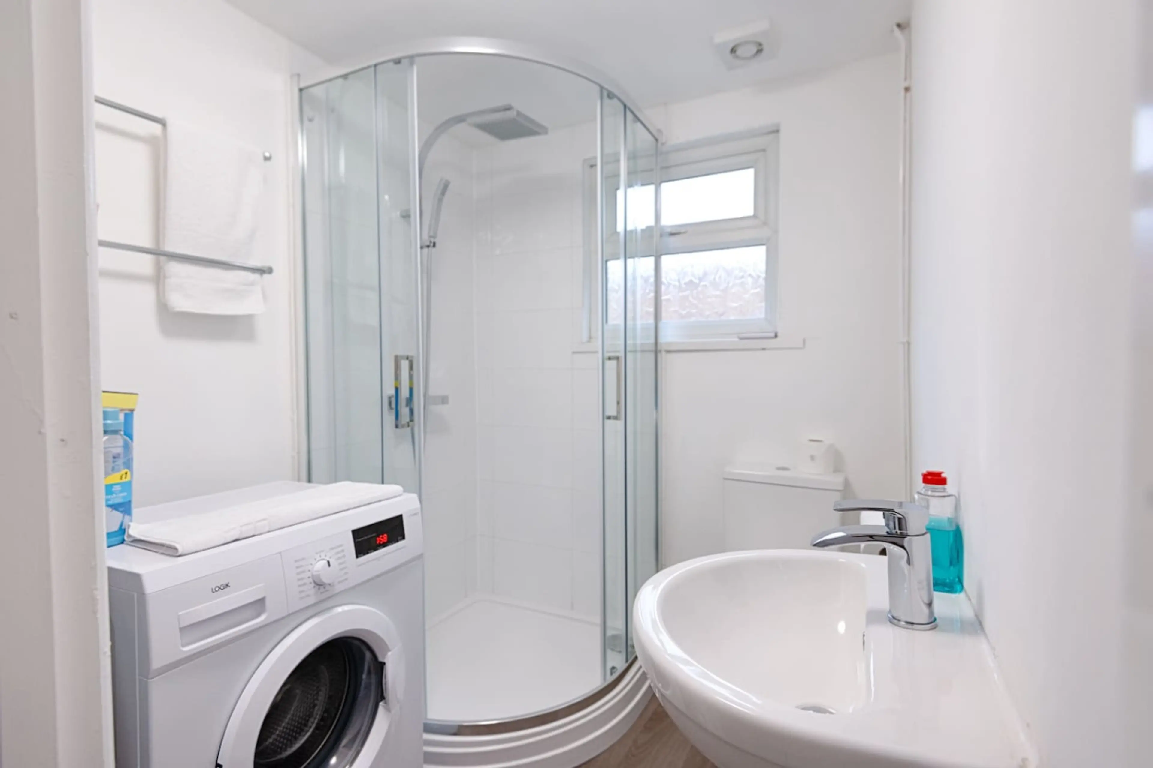 6 Gwendoline Street - Image 11