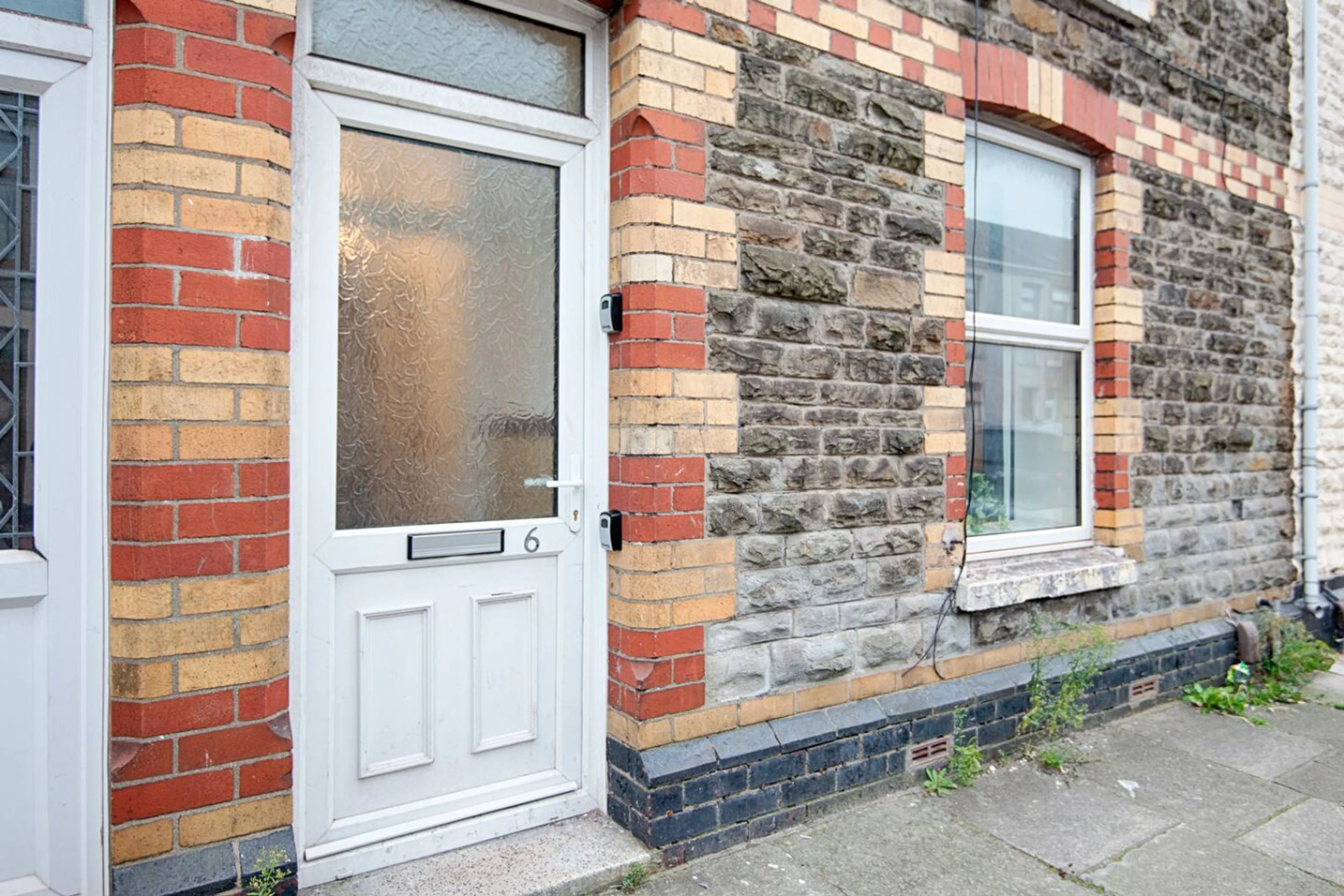 6 Gwendoline Street - View 2