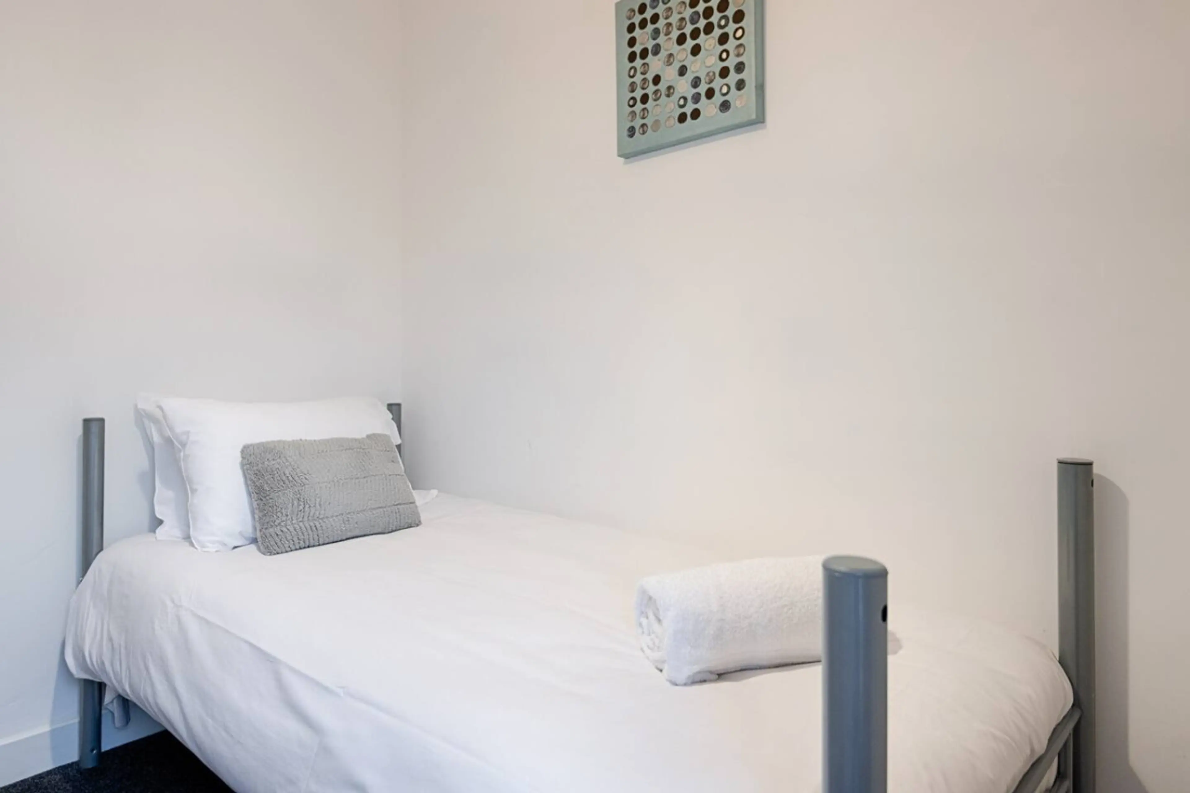 6 Gwendoline Street - Image 32