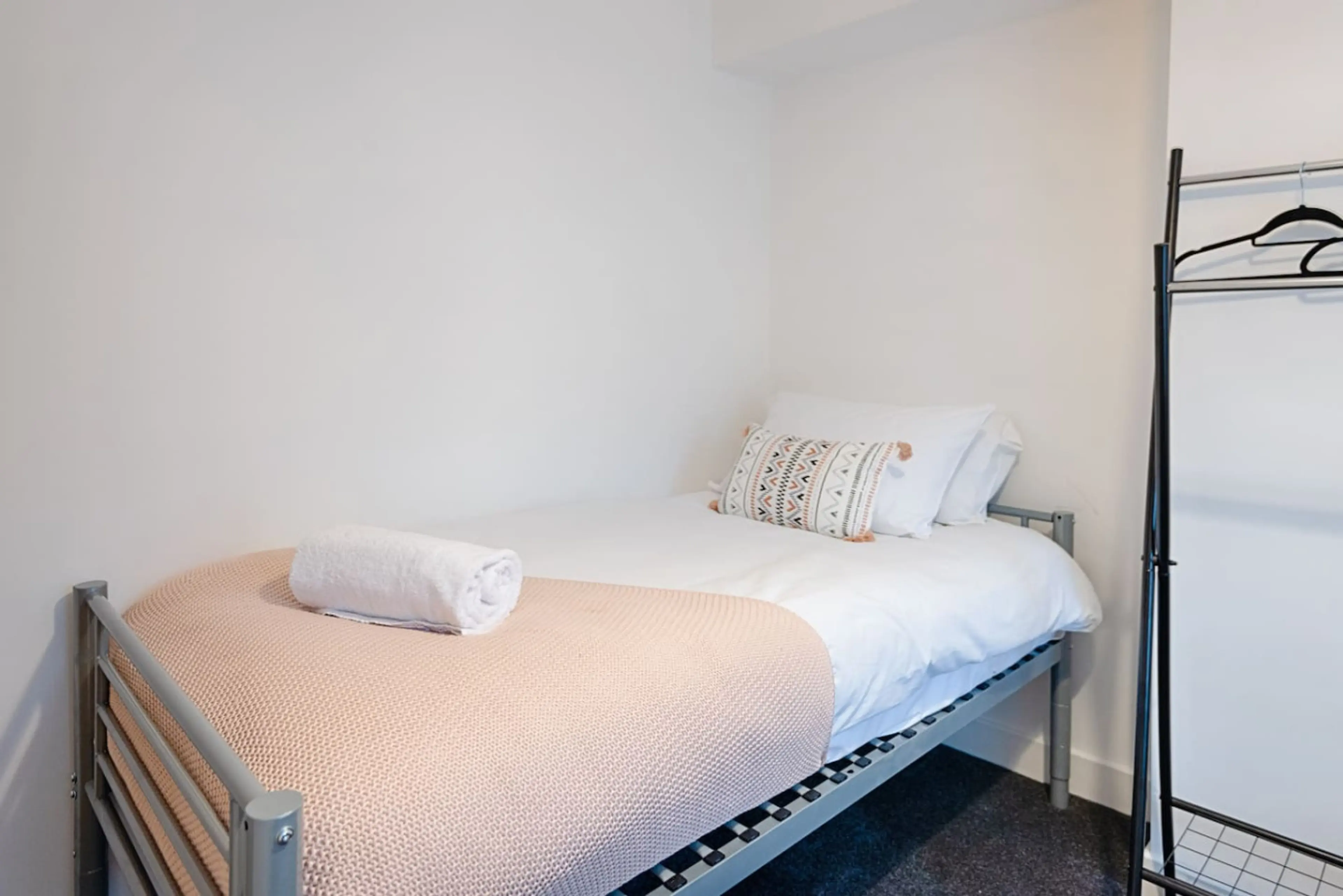 6 Gwendoline Street - Image 27