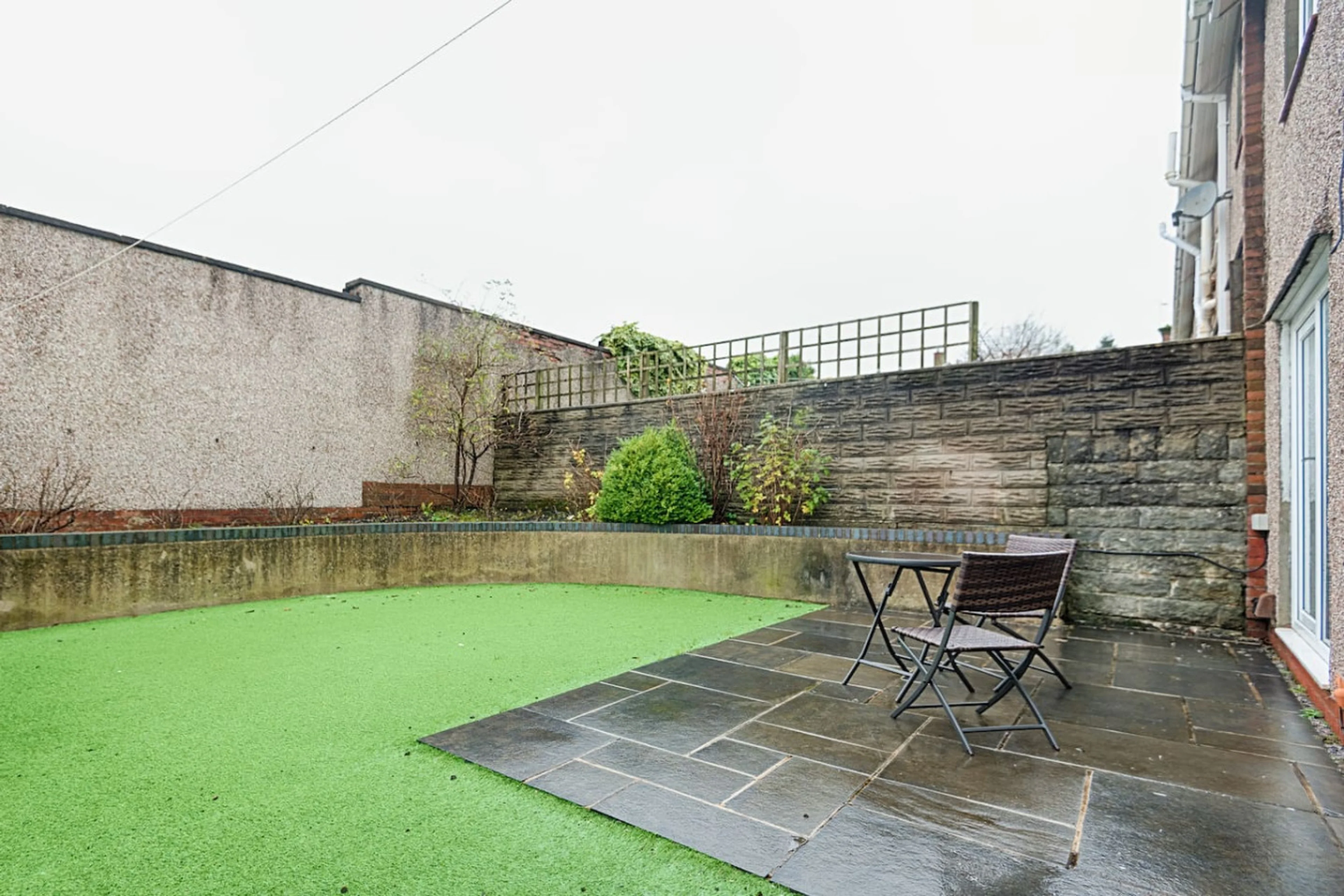 17 Laurel Place - View 2