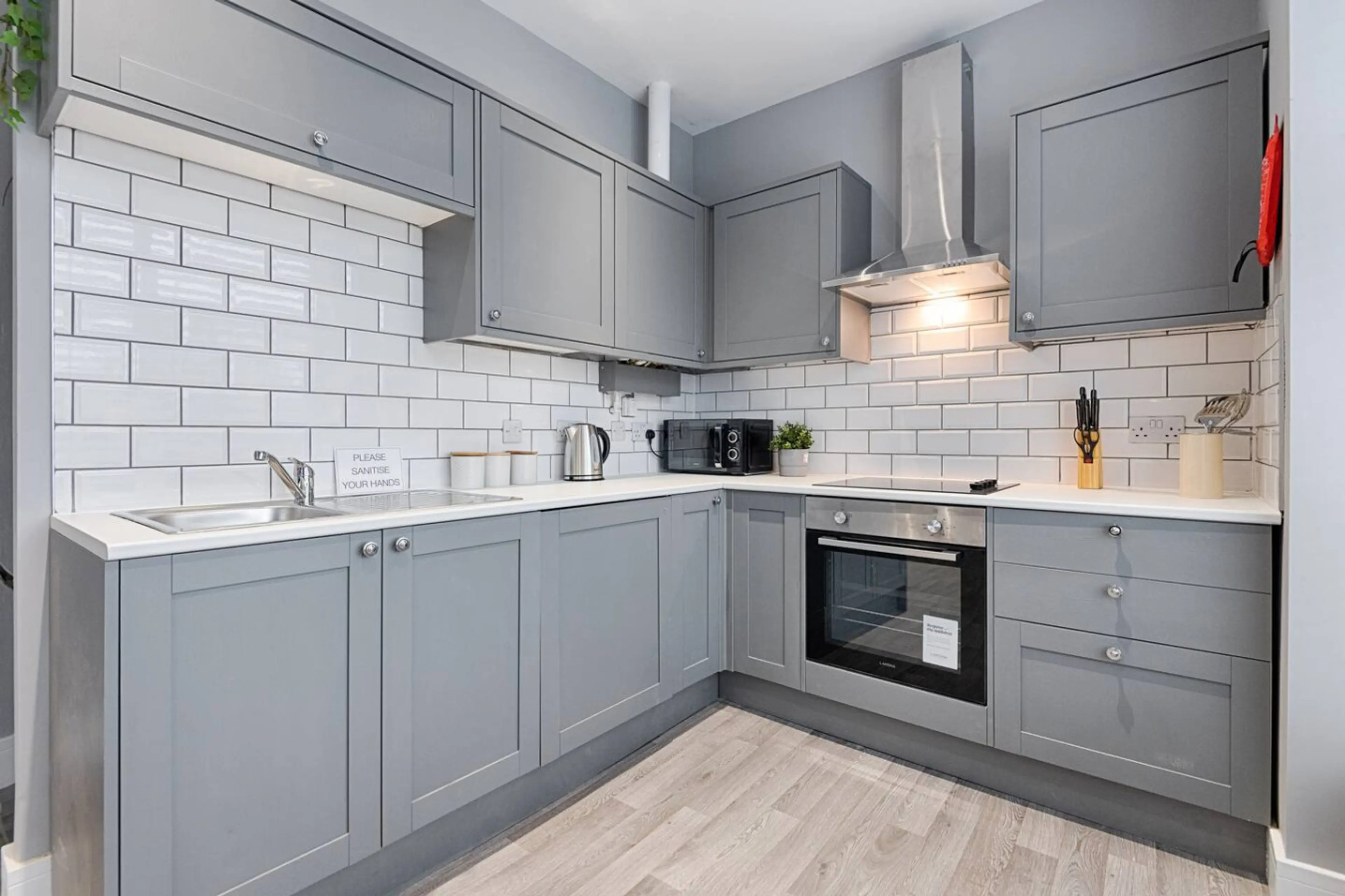 Murray Street Flat 2 - Image 19