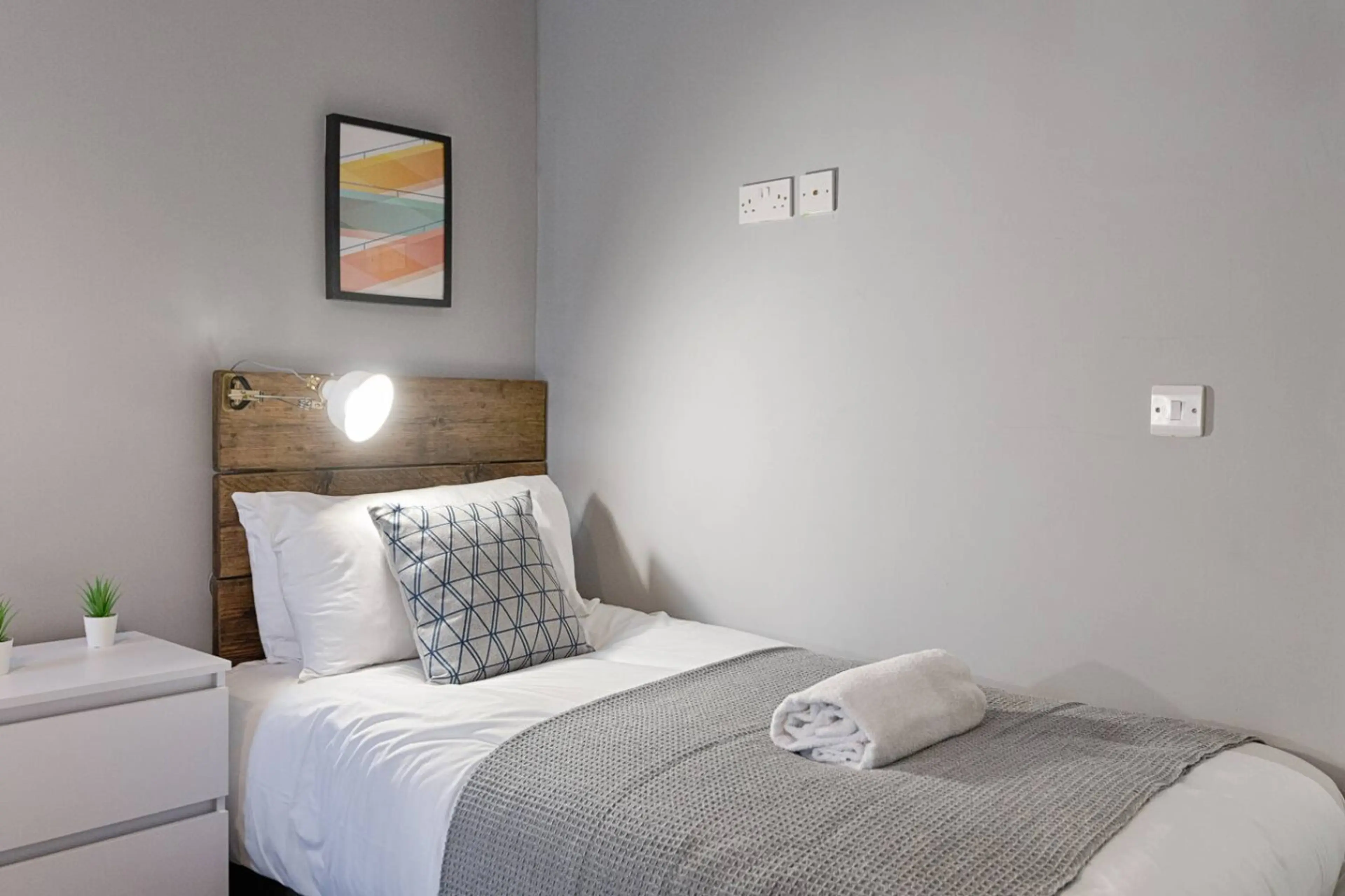 Murray Street Flat 2 - Image 30