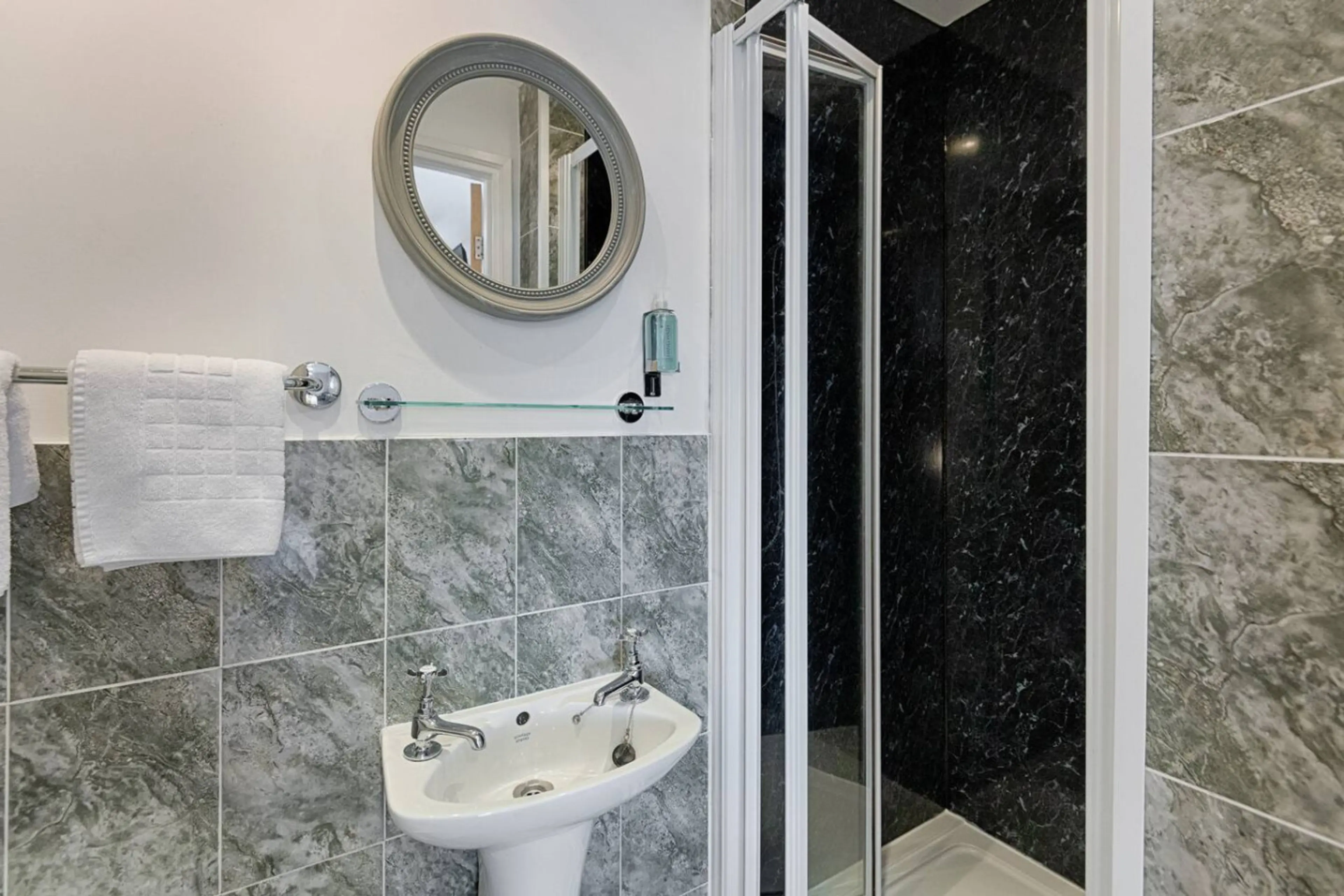 Studio 1 - Alexandra House - Image 7