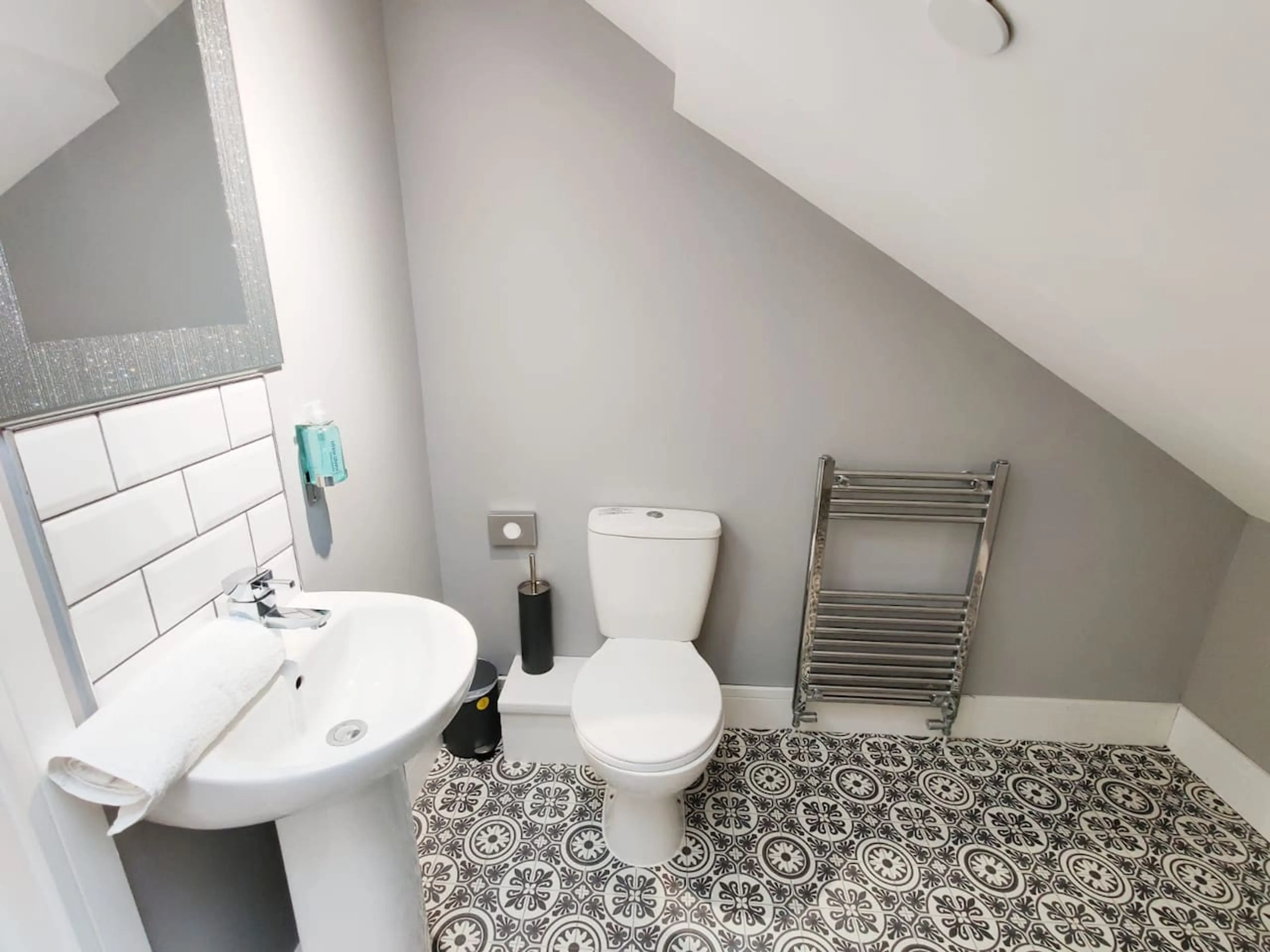 Murray Street Flat 3 - Image 37