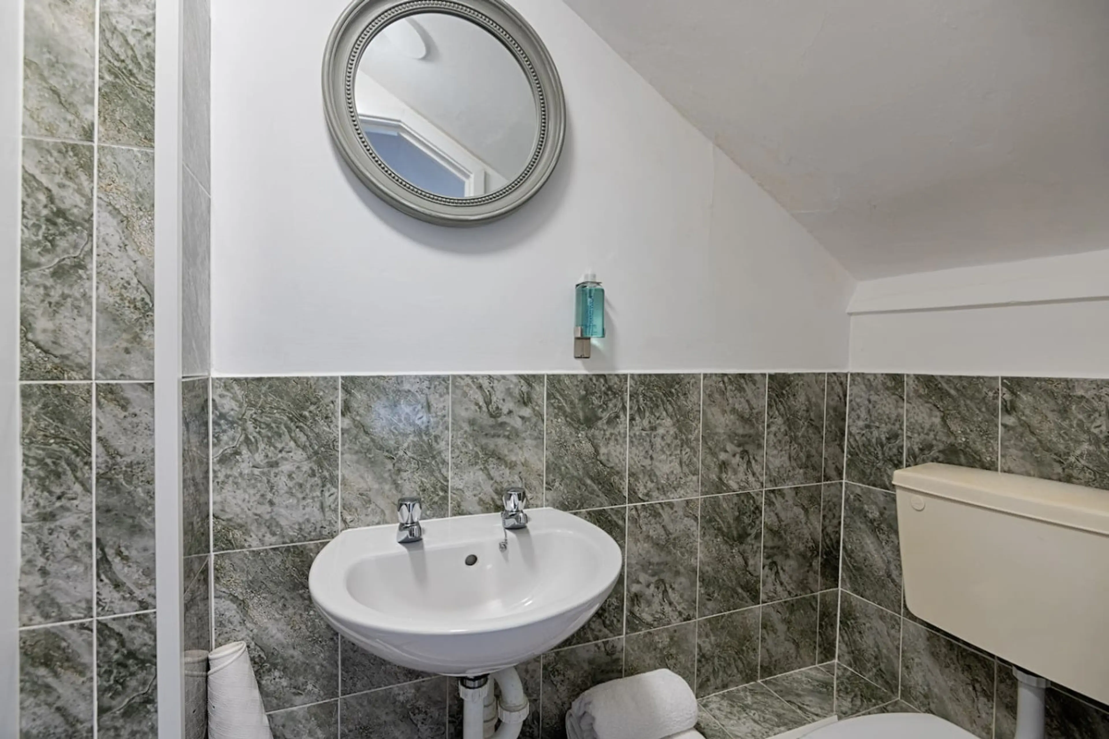 Studio 4 - Alexandra House - Image 8