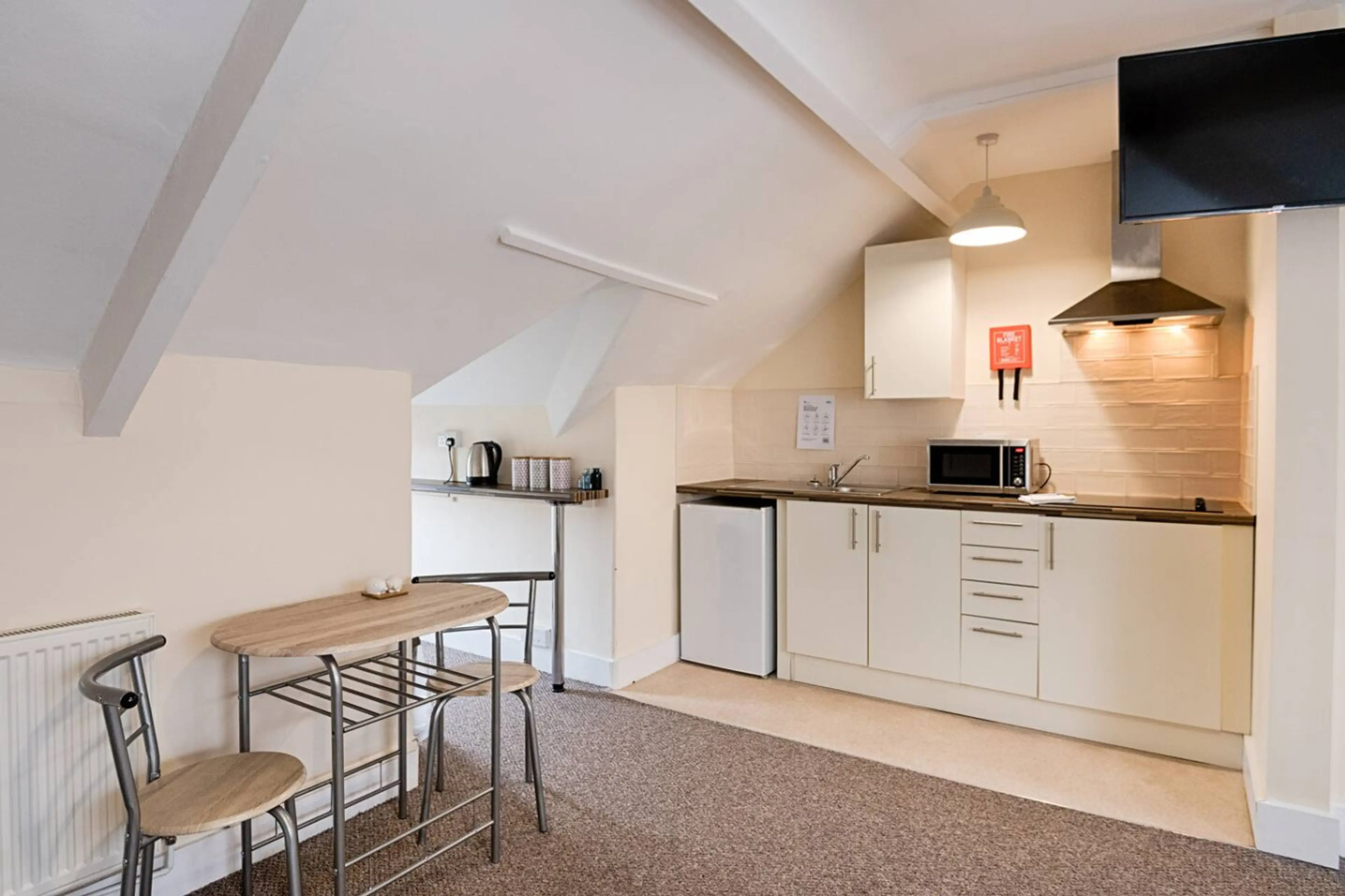 Studio 4 - Alexandra House - Image 3