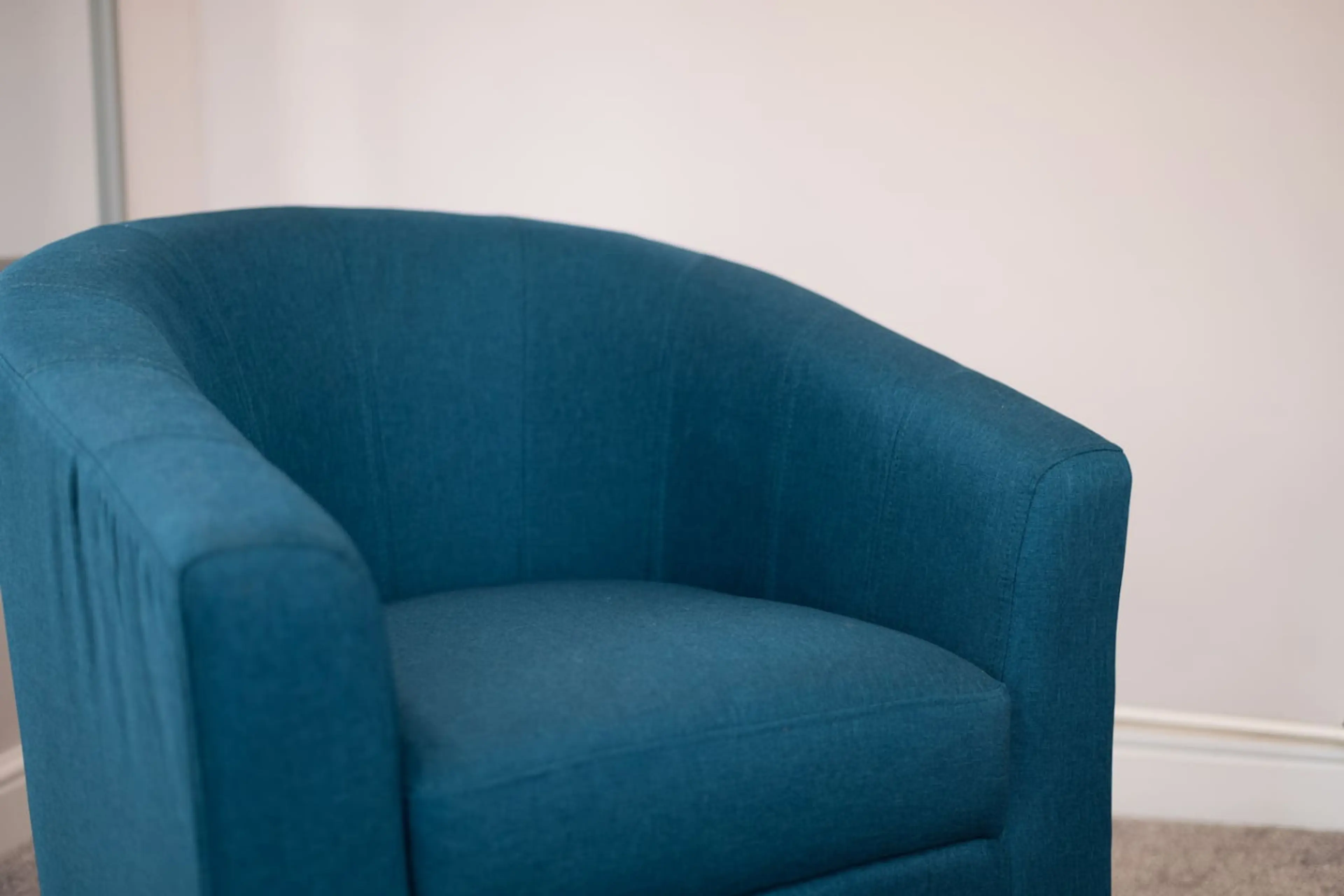 Studio 1 - 150 Neath Road - Image 3