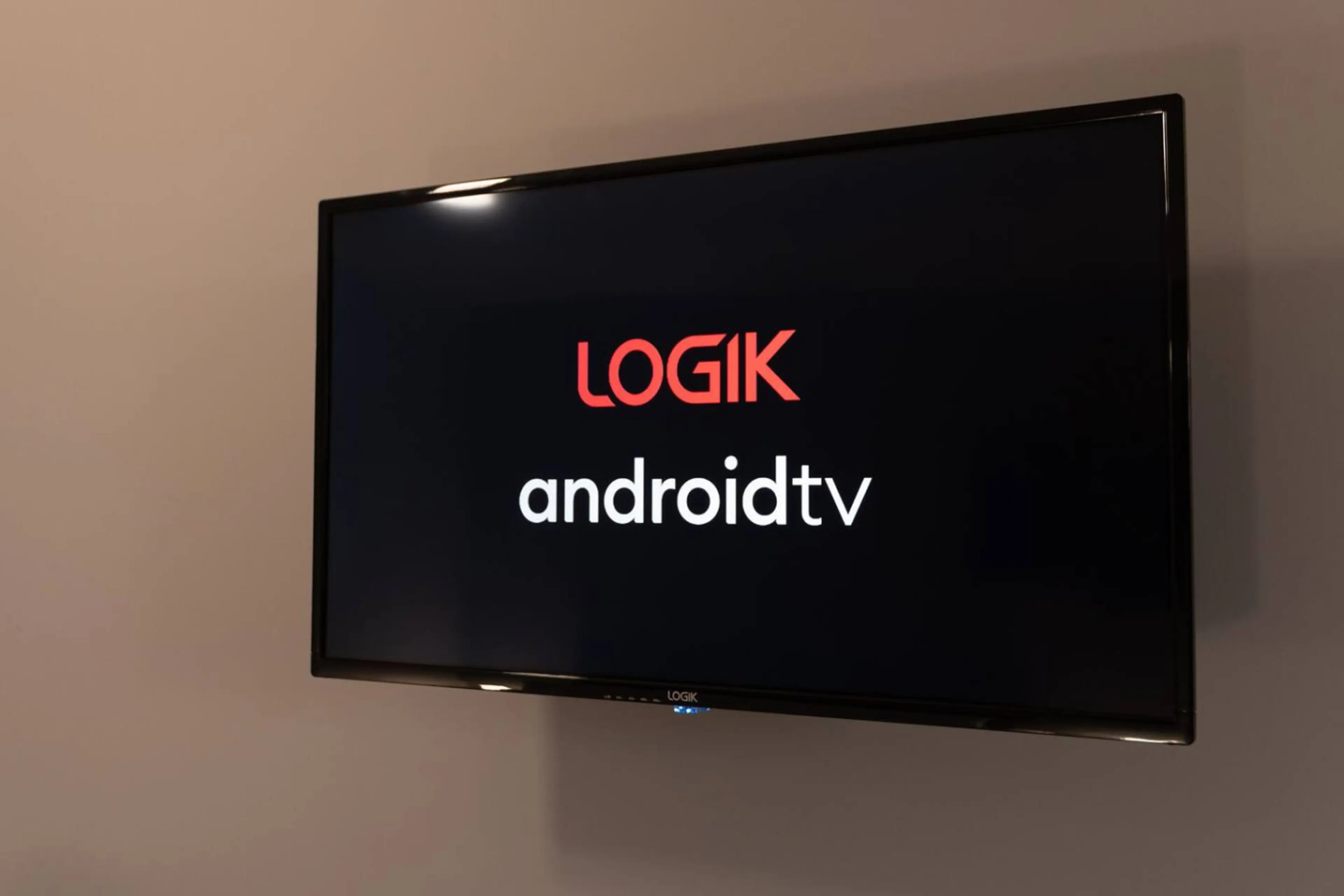 Studio 7 - 150 Neath Road - Image 15