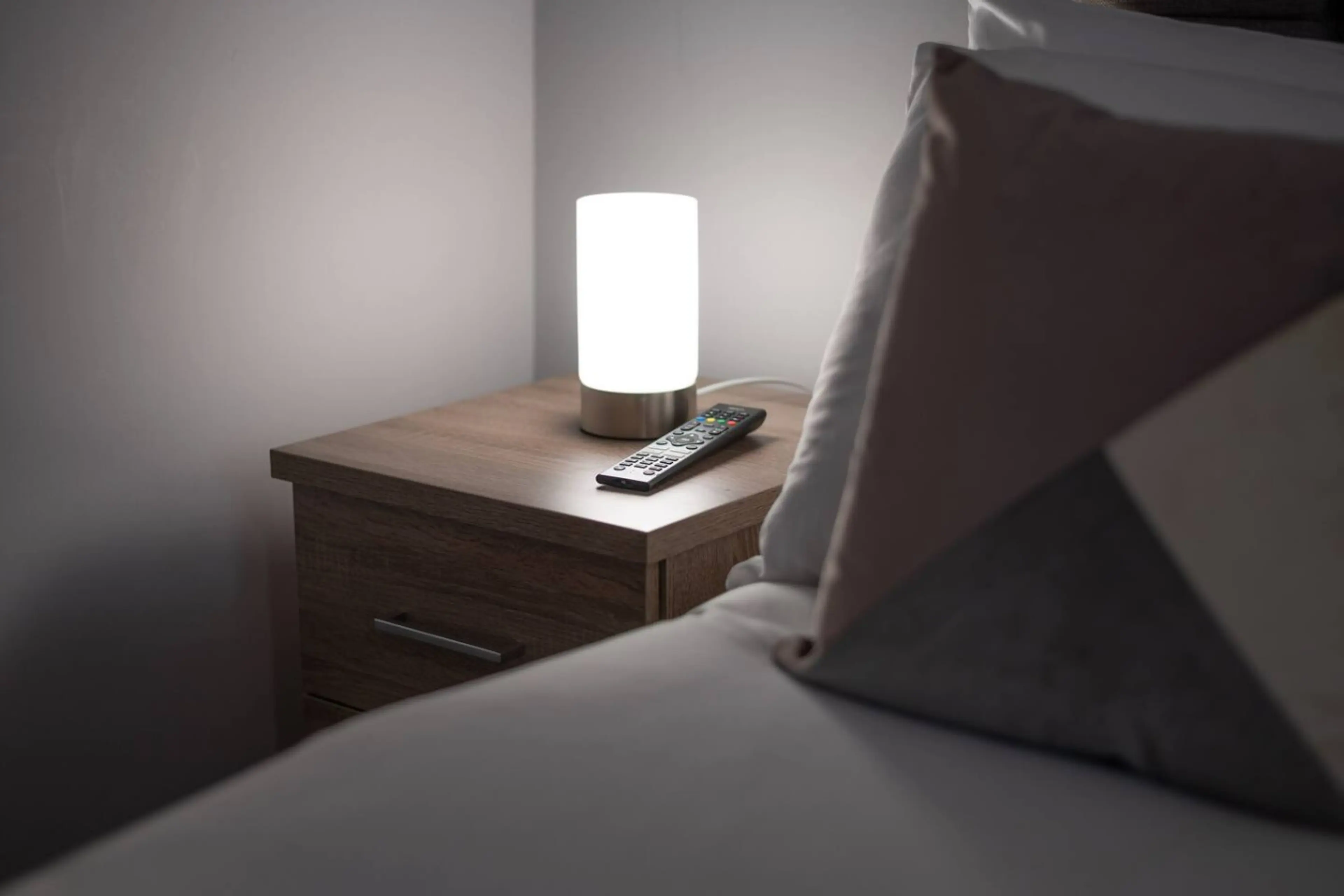 Studio 7 - 150 Neath Road - Image 14