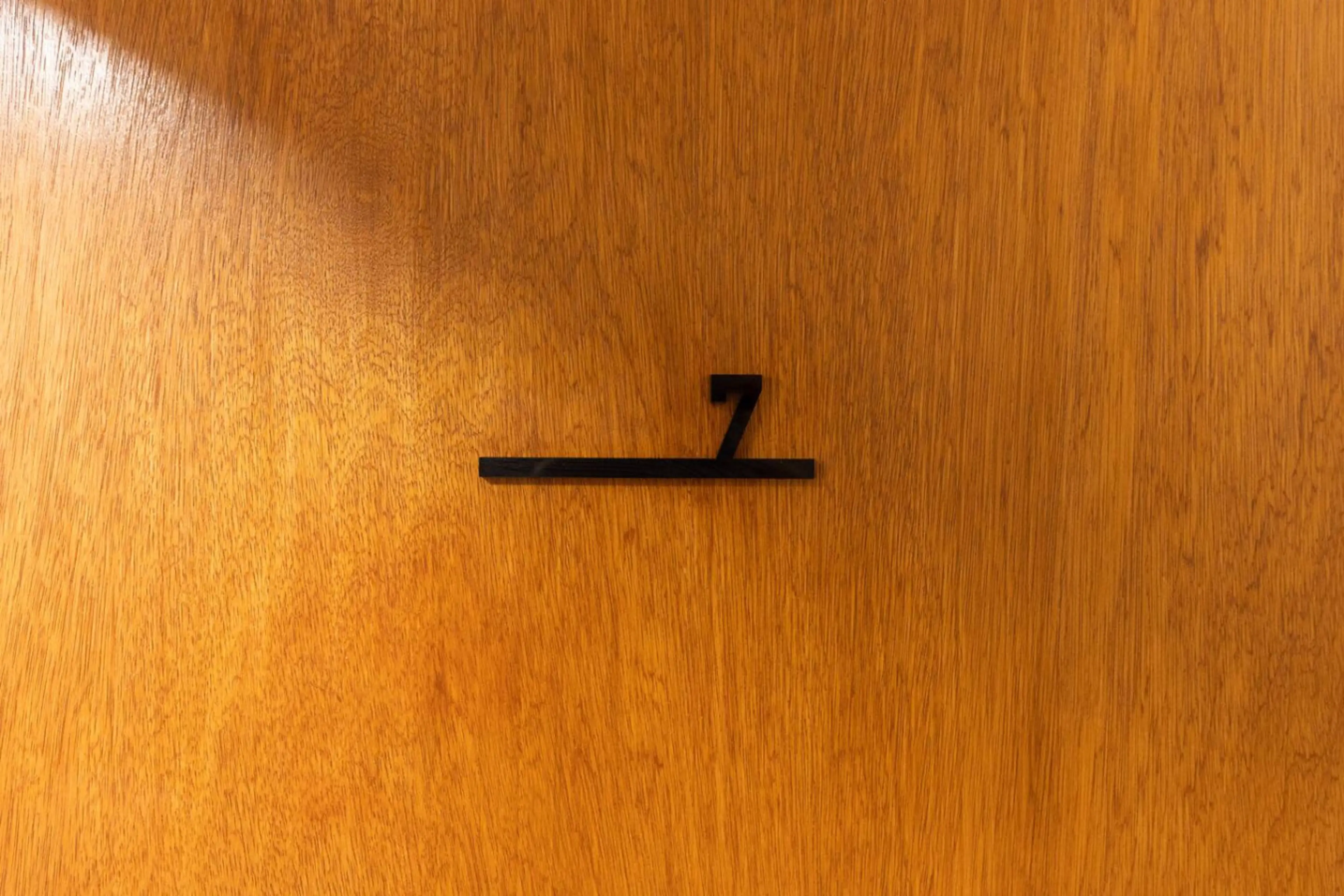 Studio 7 - 150 Neath Road - Image 17