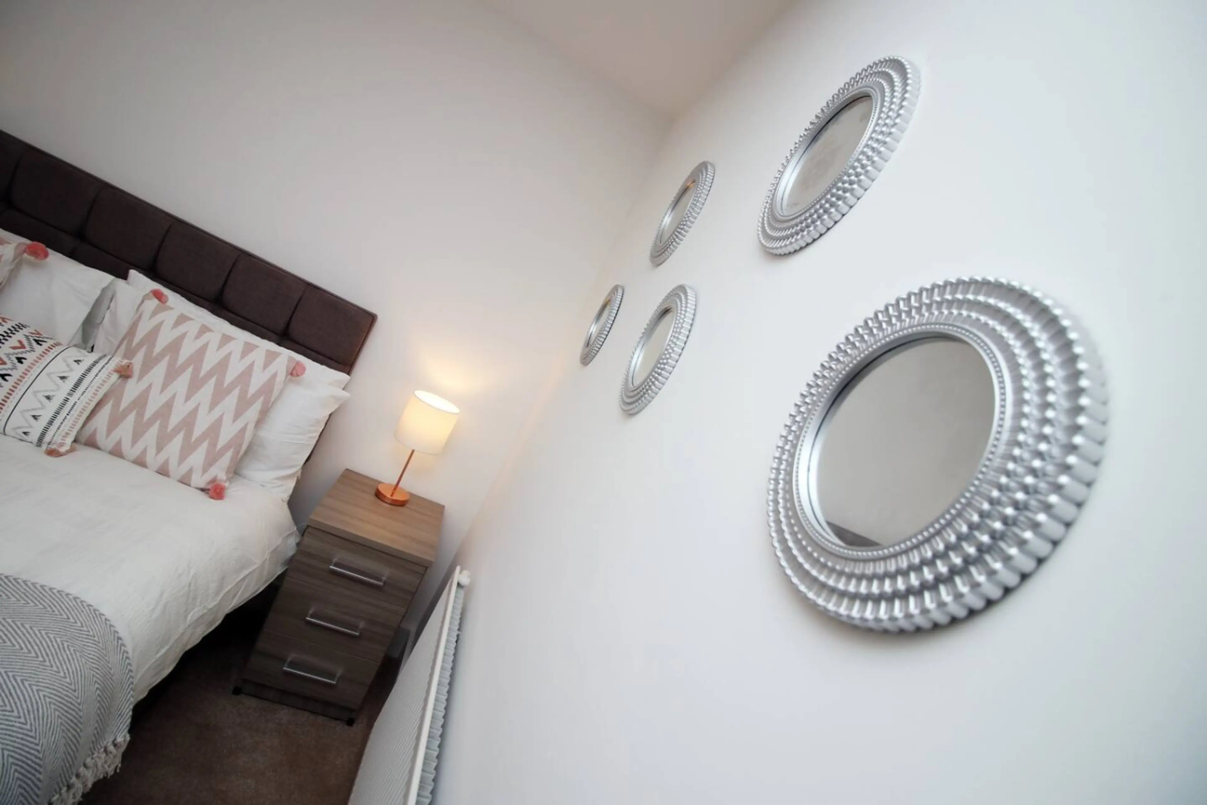 10 Mysydd Road - Image 25