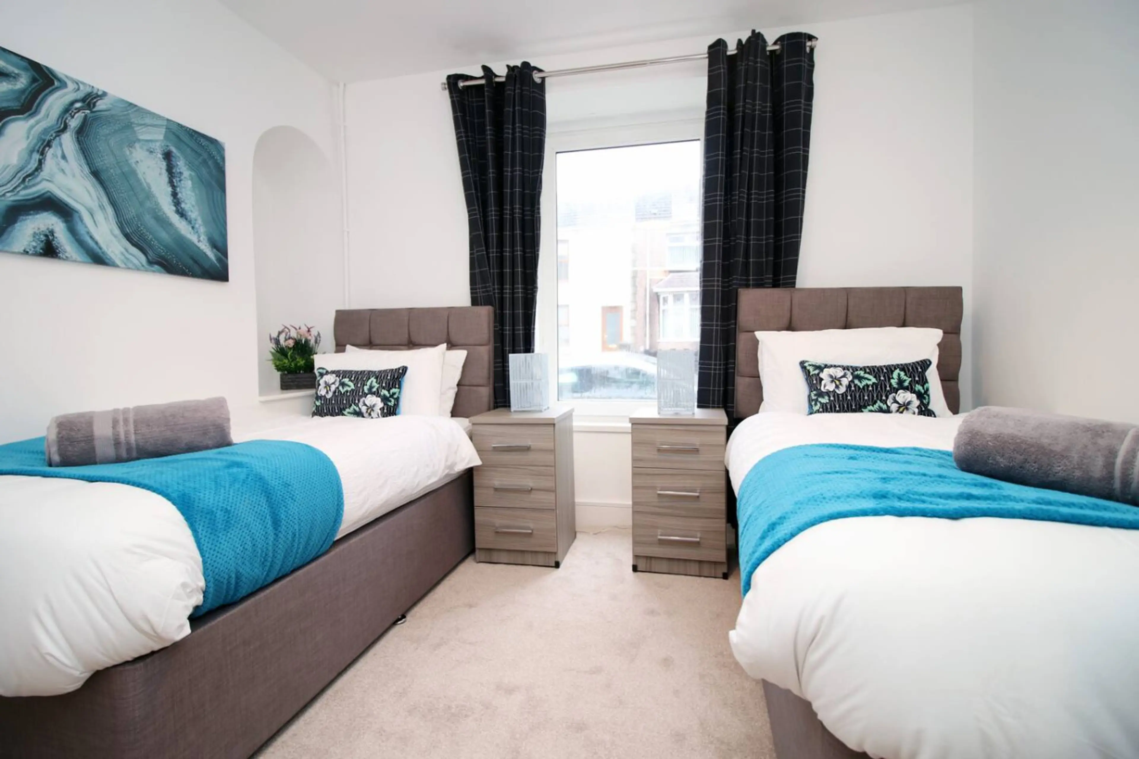 10 Mysydd Road - Image 6