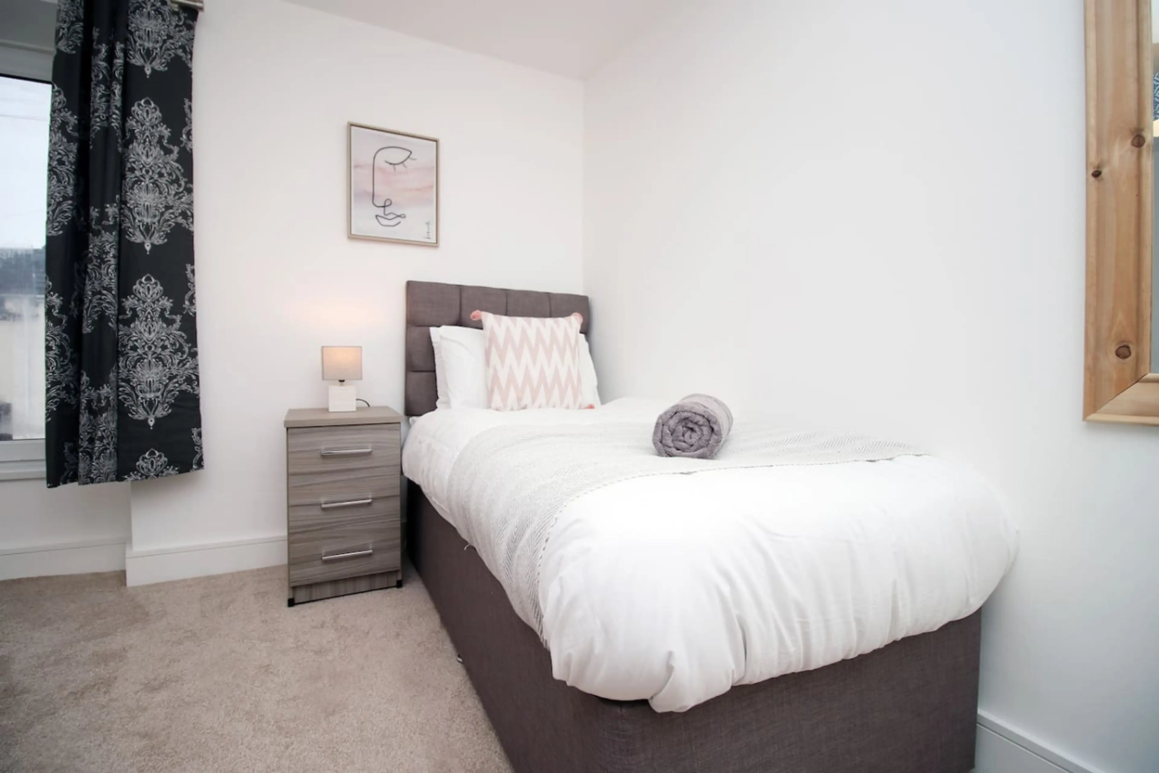 10 Mysydd Road - Image 29