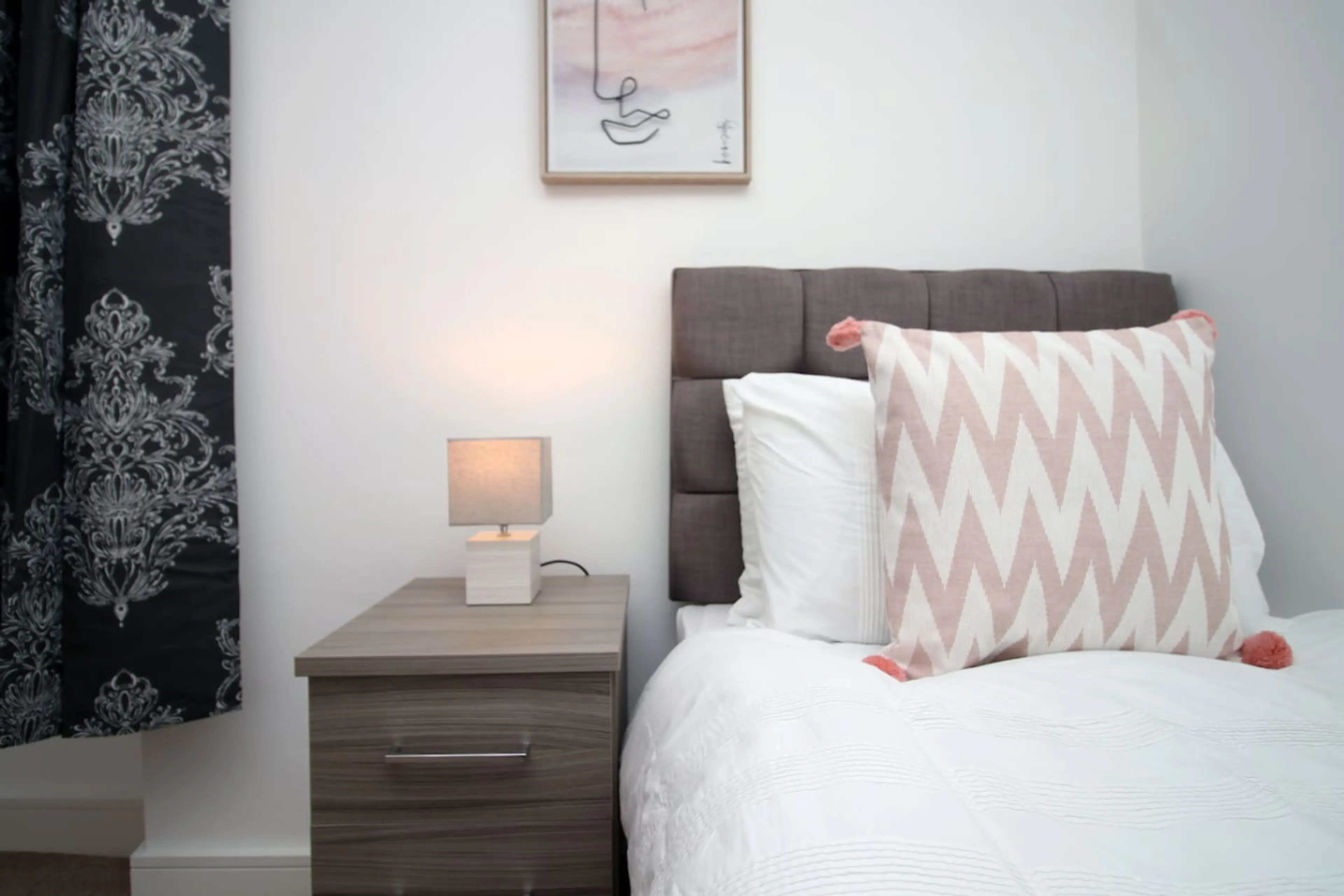 10 Mysydd Road - Image 19