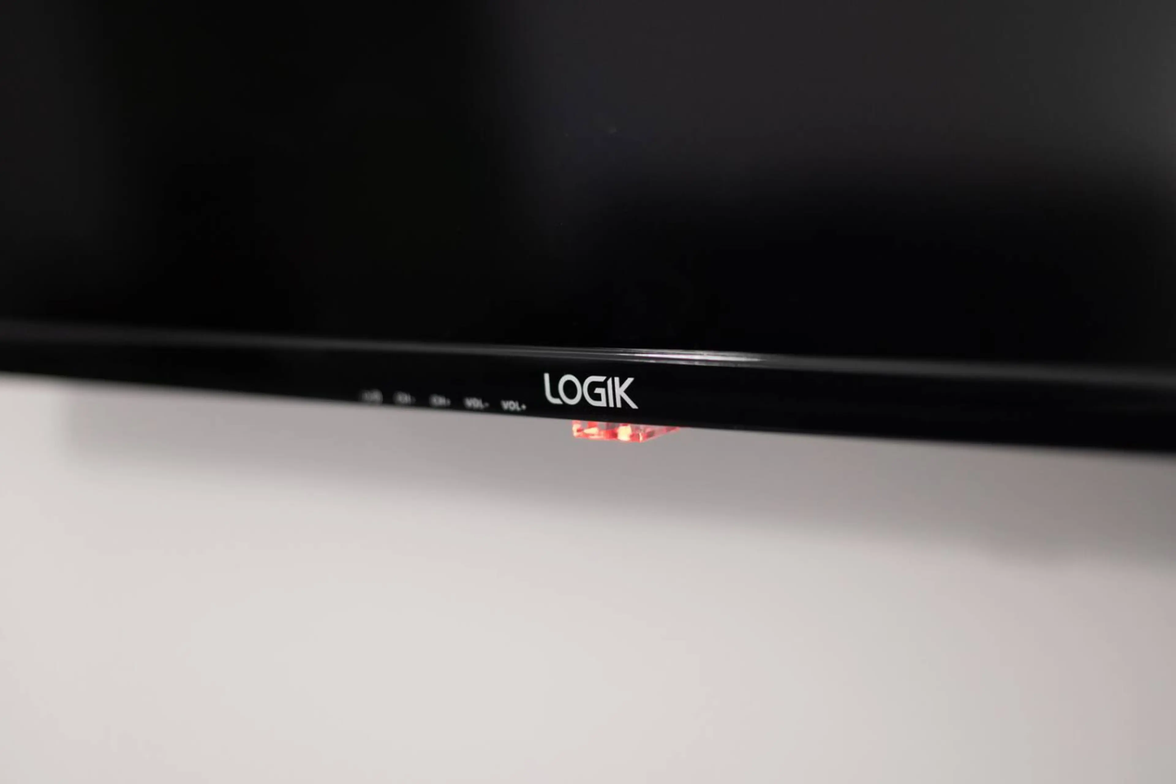 Studio 8 - 150 Neath Road - Image 6