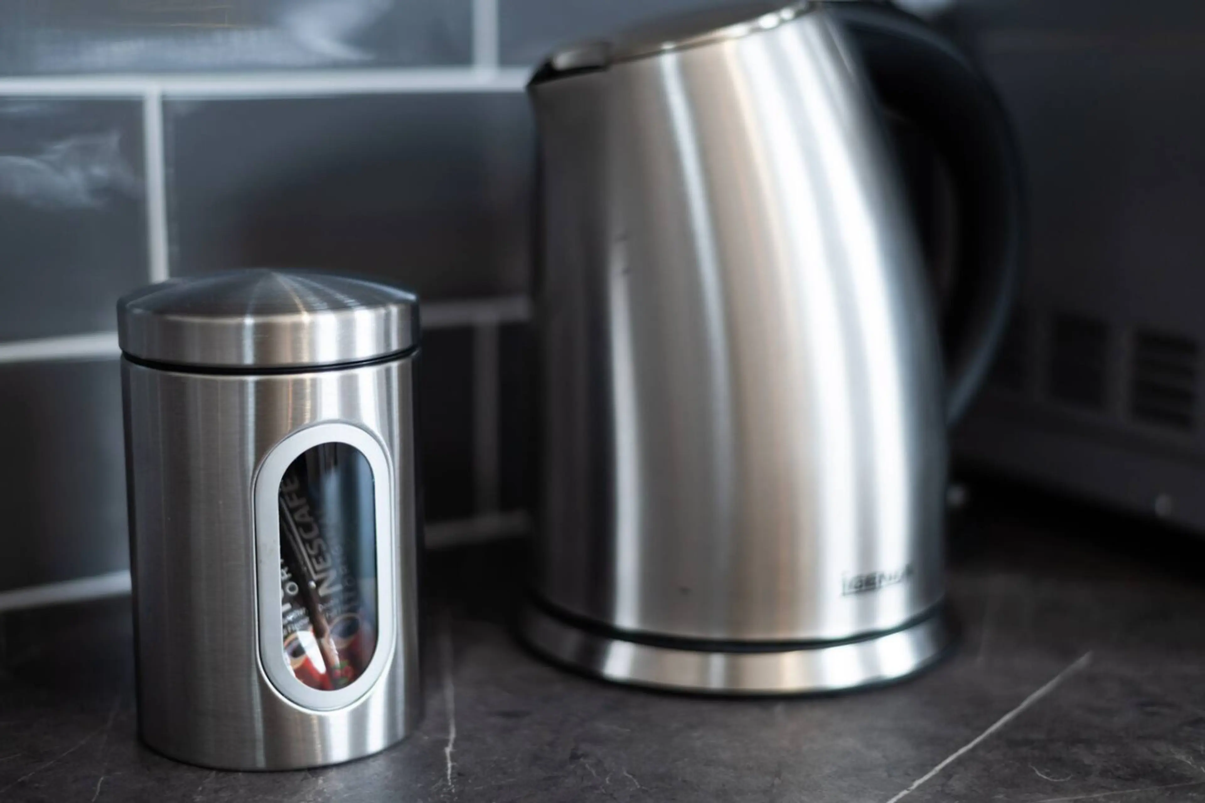 Studio 8 - 150 Neath Road - Image 9