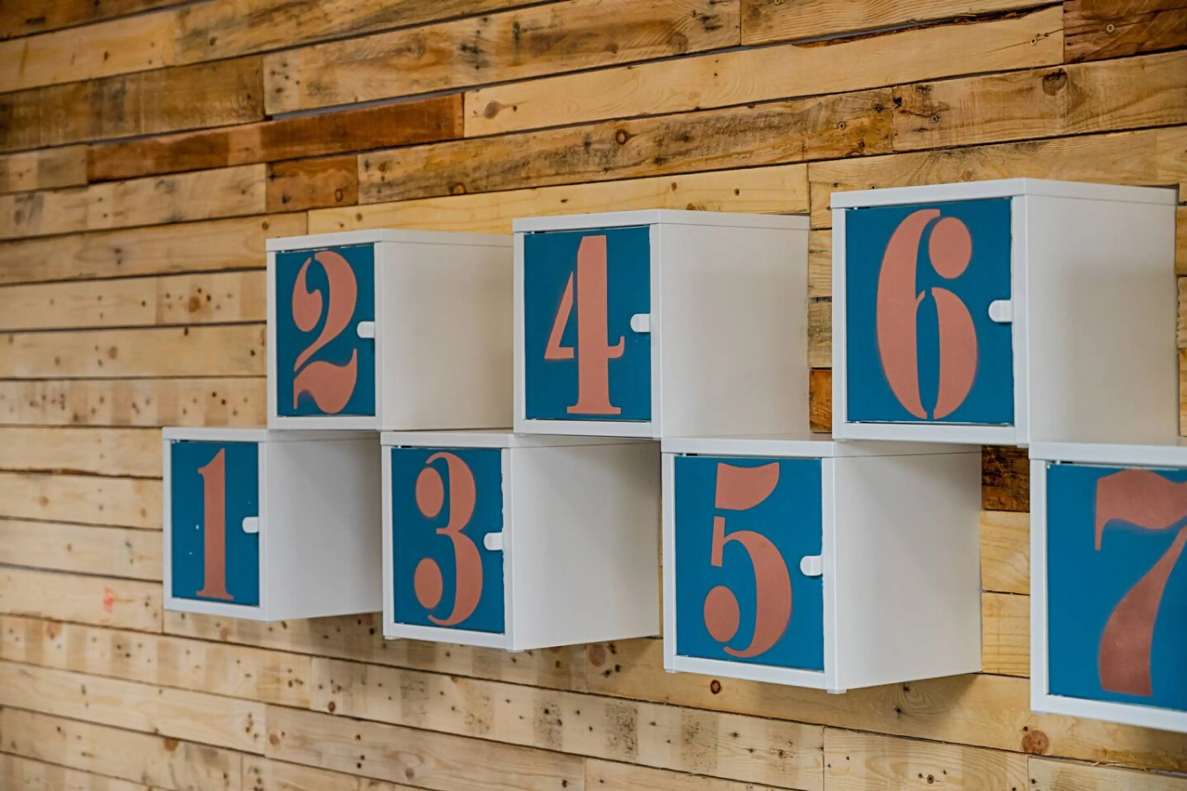 Studio 5 - 150 Neath Road - Image 33