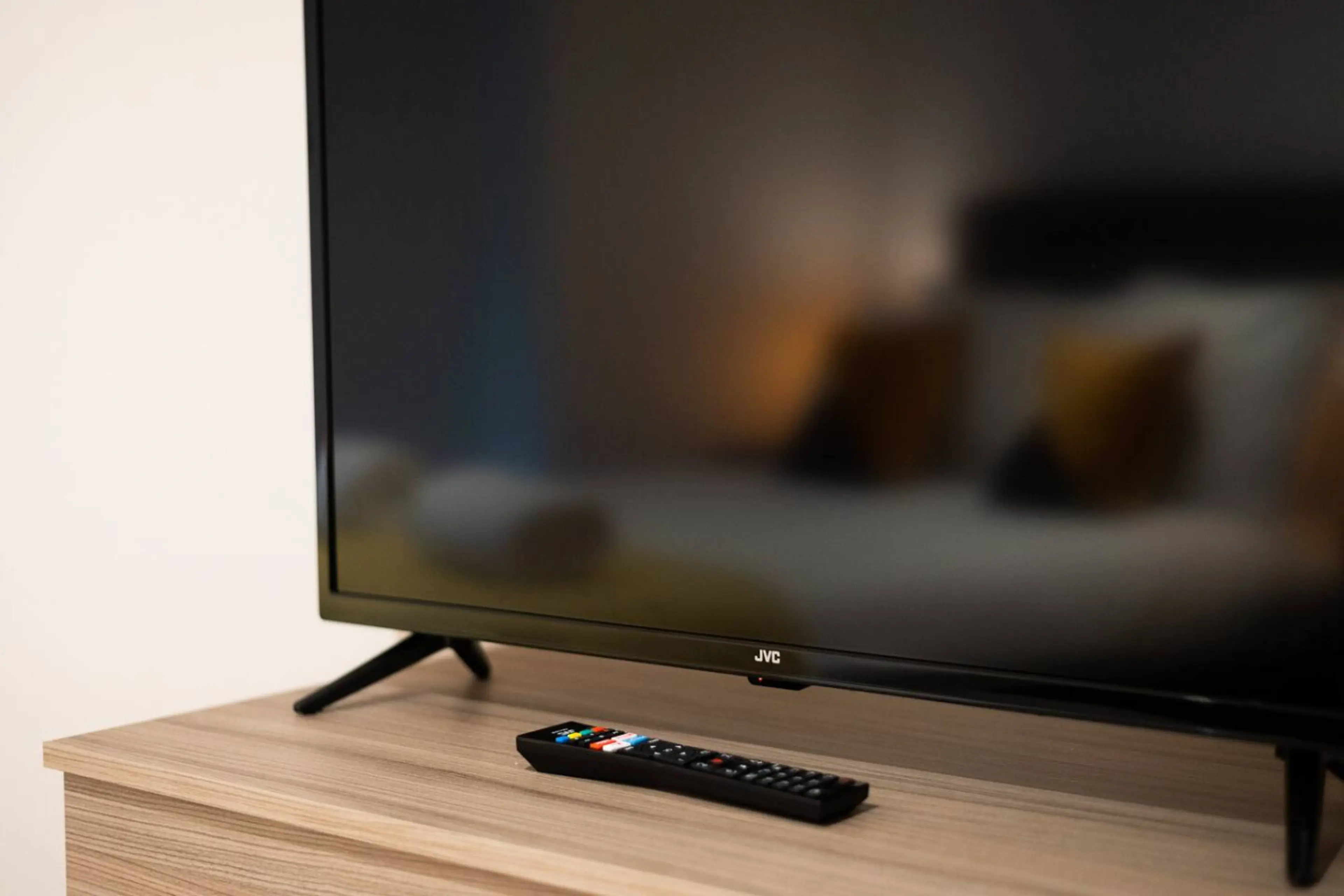 Studio 9 - 150 Neath Road - Image 16