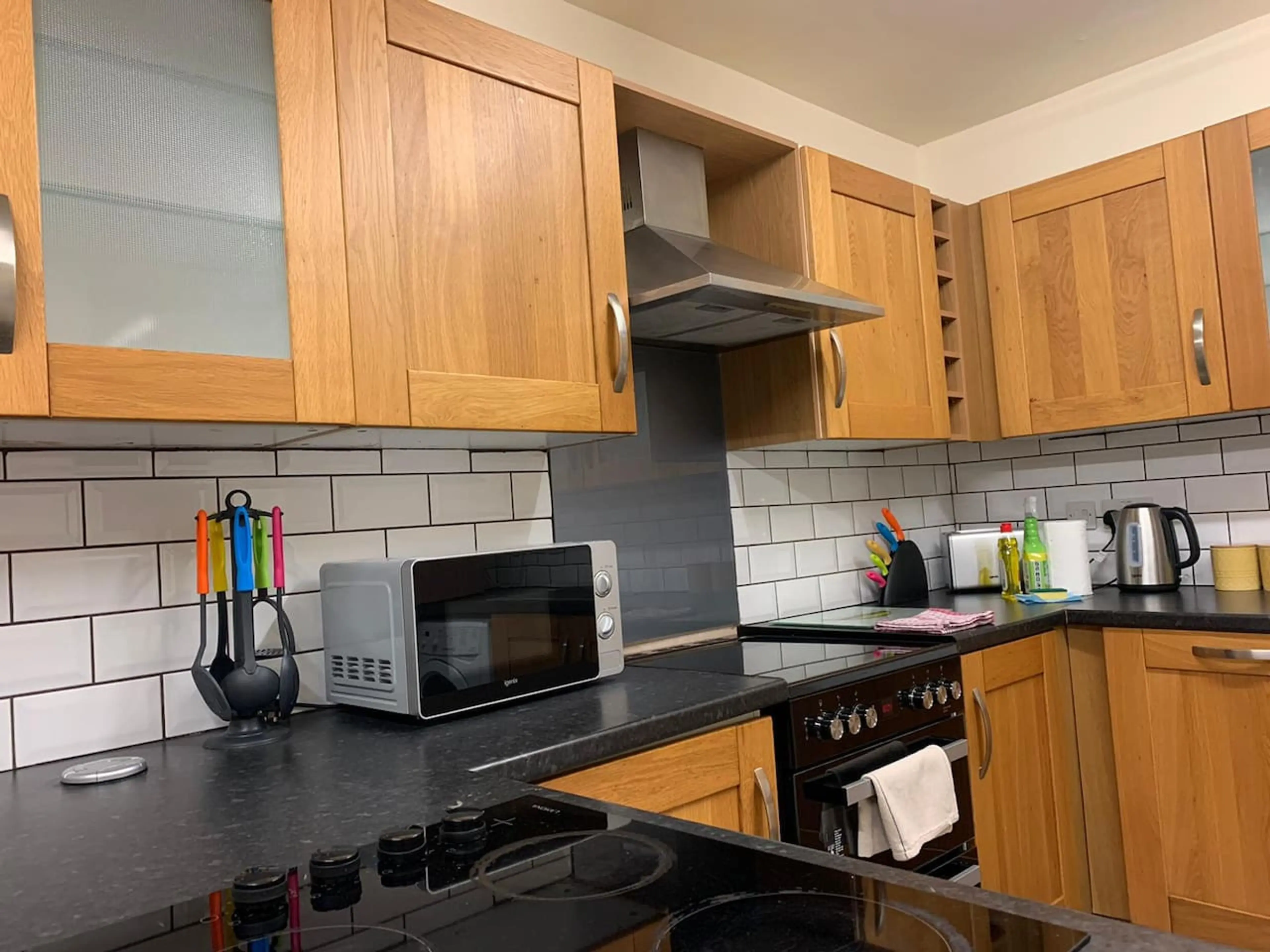 123 King Edward's Road - Image 14