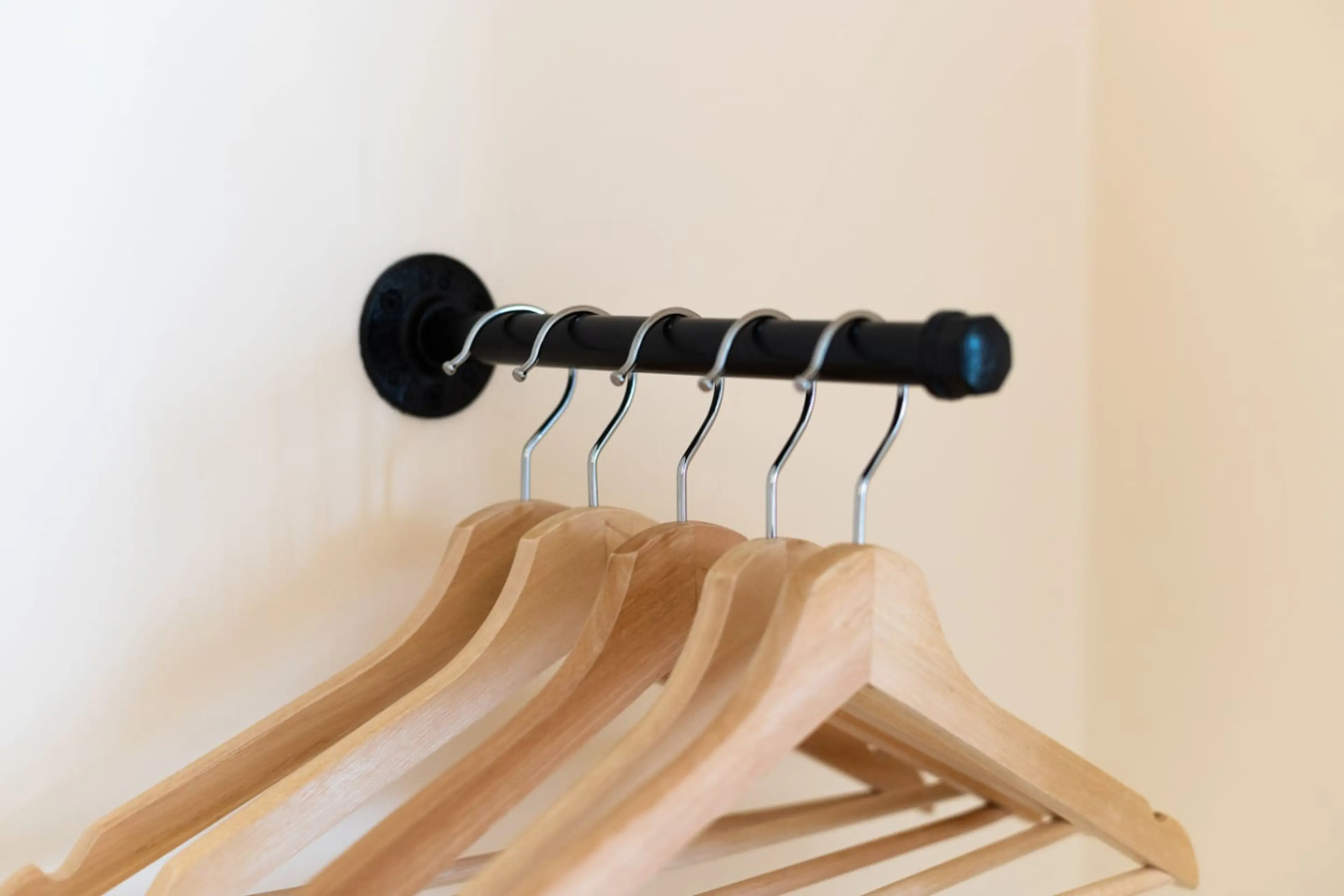 123 King Edward's Road - Image 31