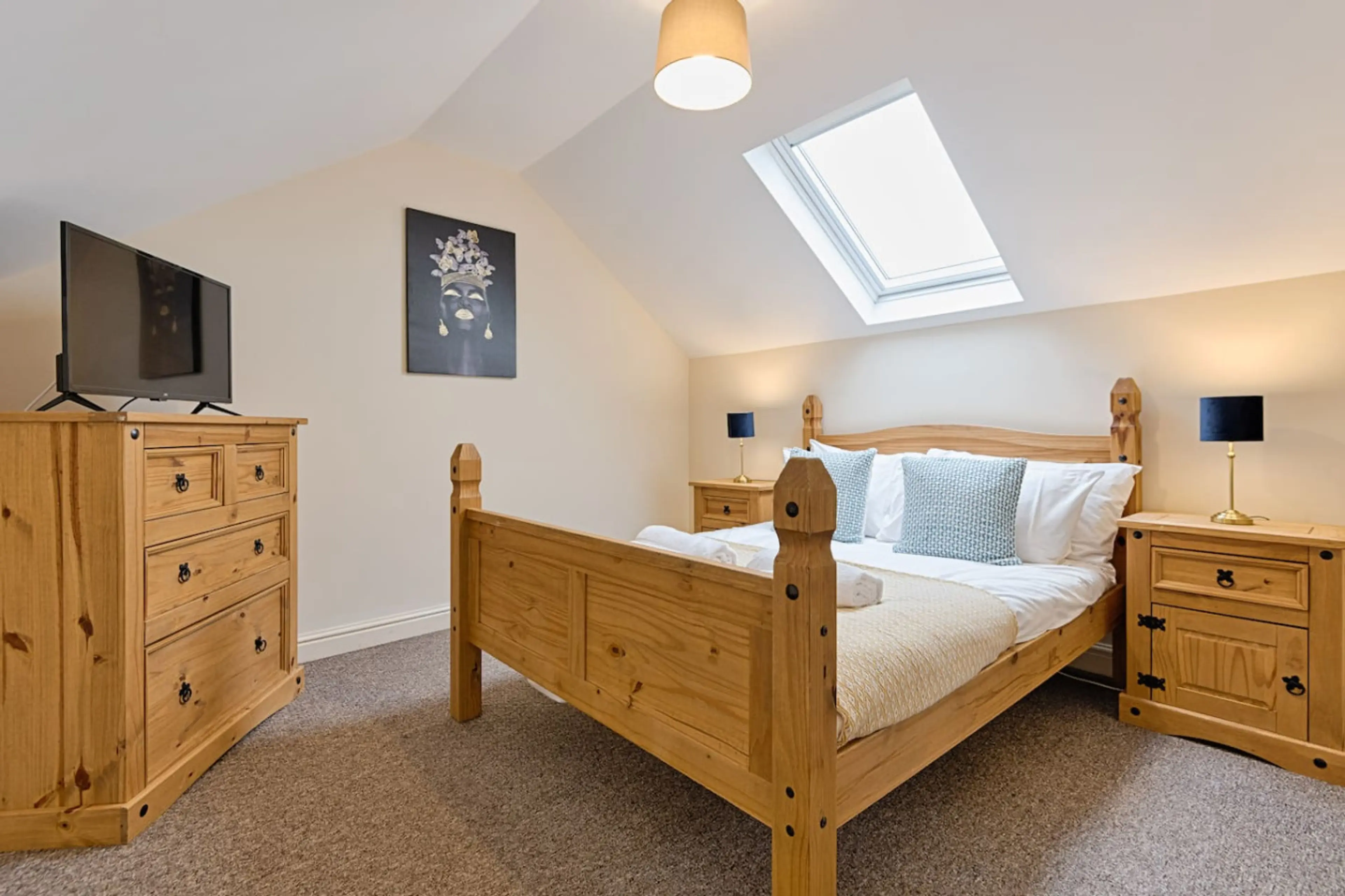 123 King Edward's Road - Image 12