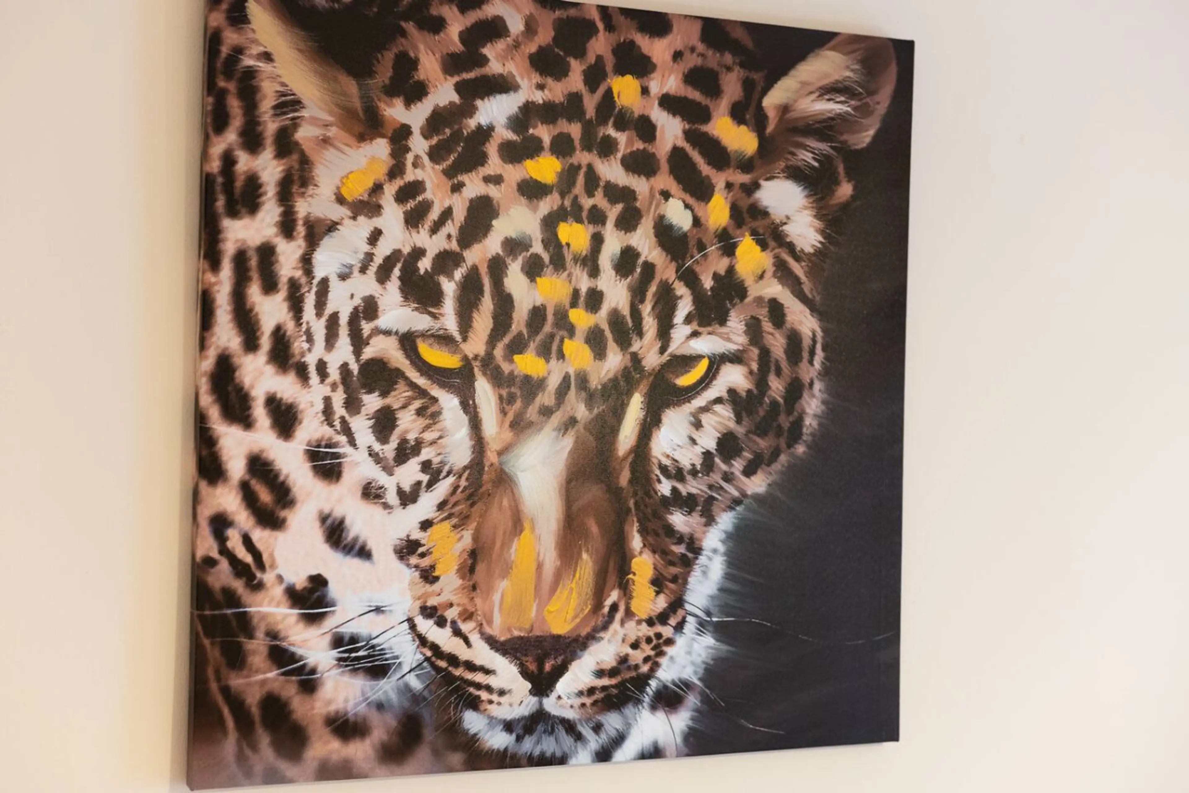 123 King Edward's Road - Image 35