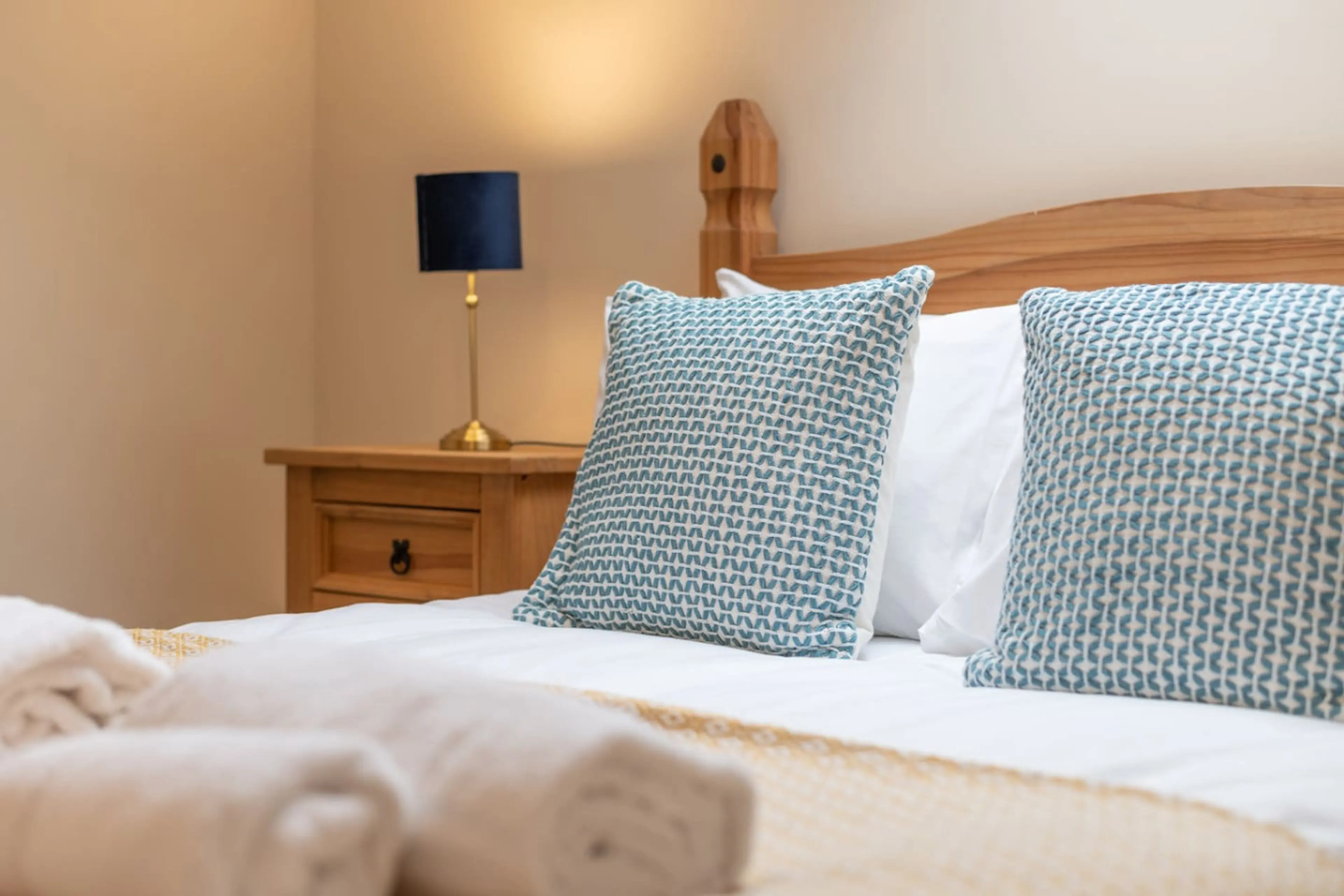 123 King Edward's Road - Image 34