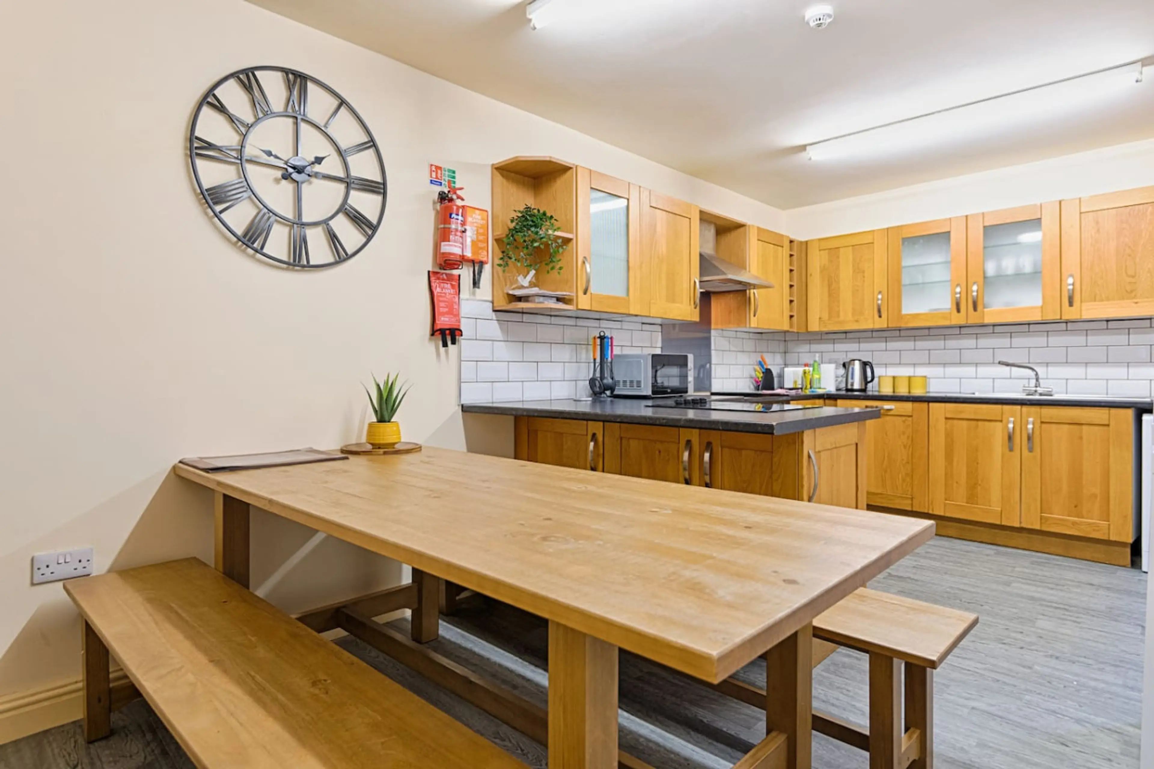 123 King Edward's Road - Image 6