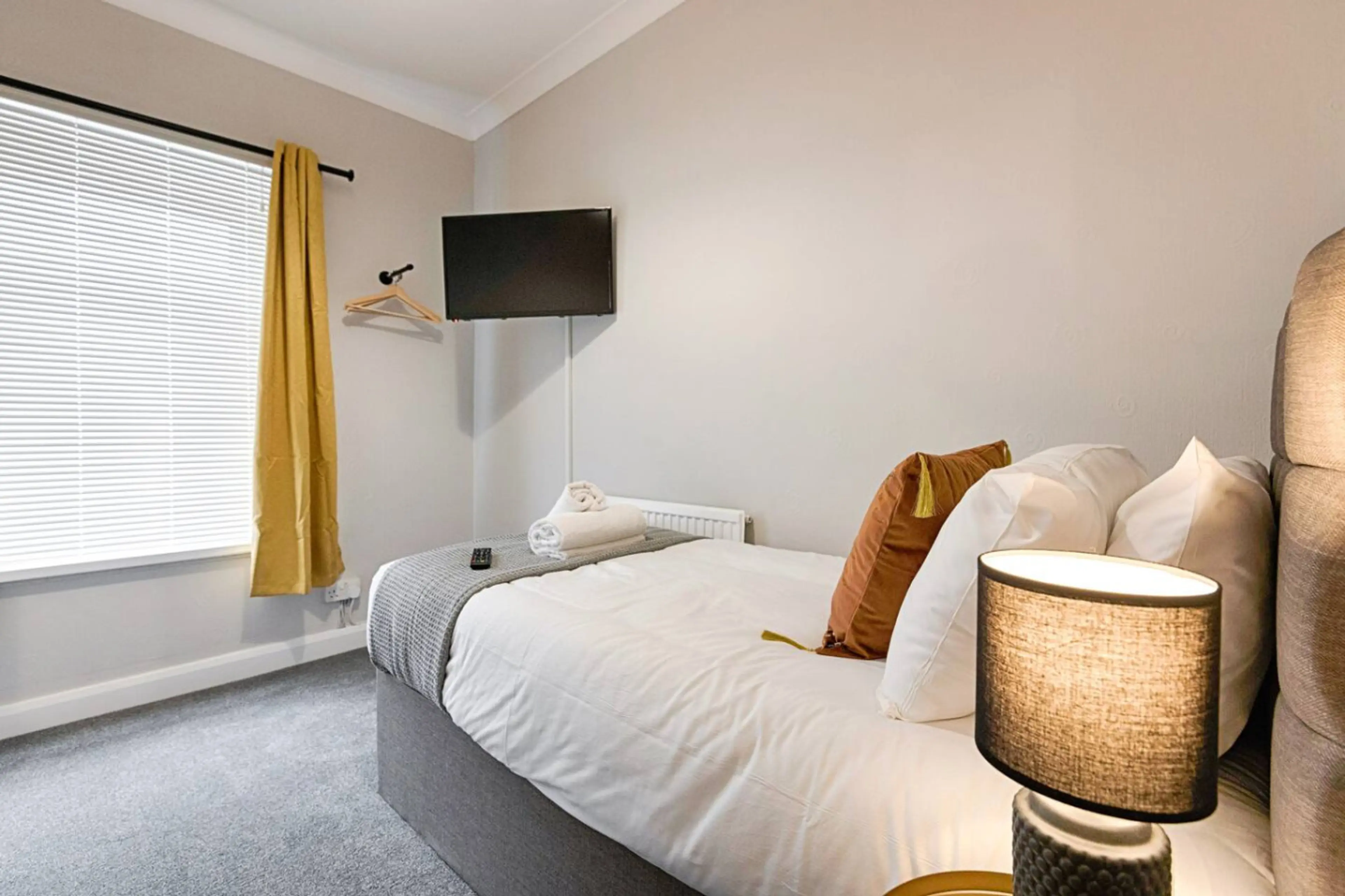 37 Crymlyn Street - Image 26