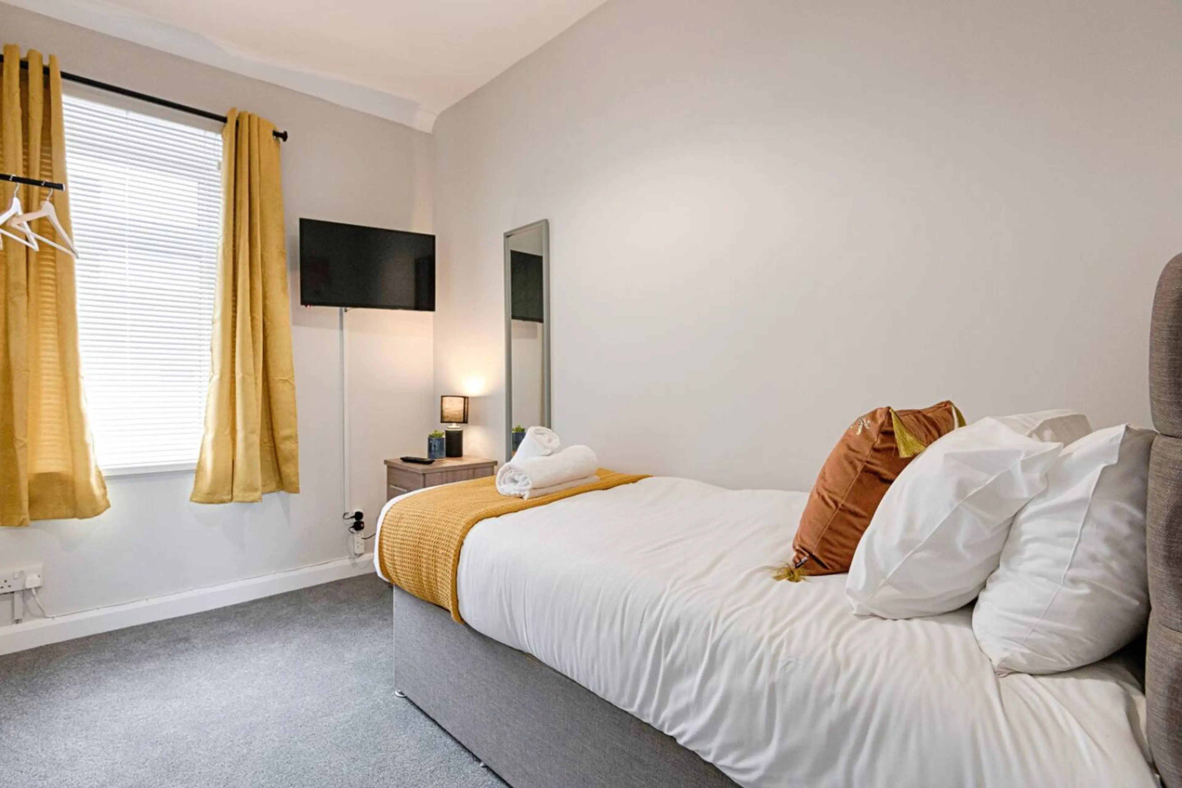 37 Crymlyn Street - Image 28